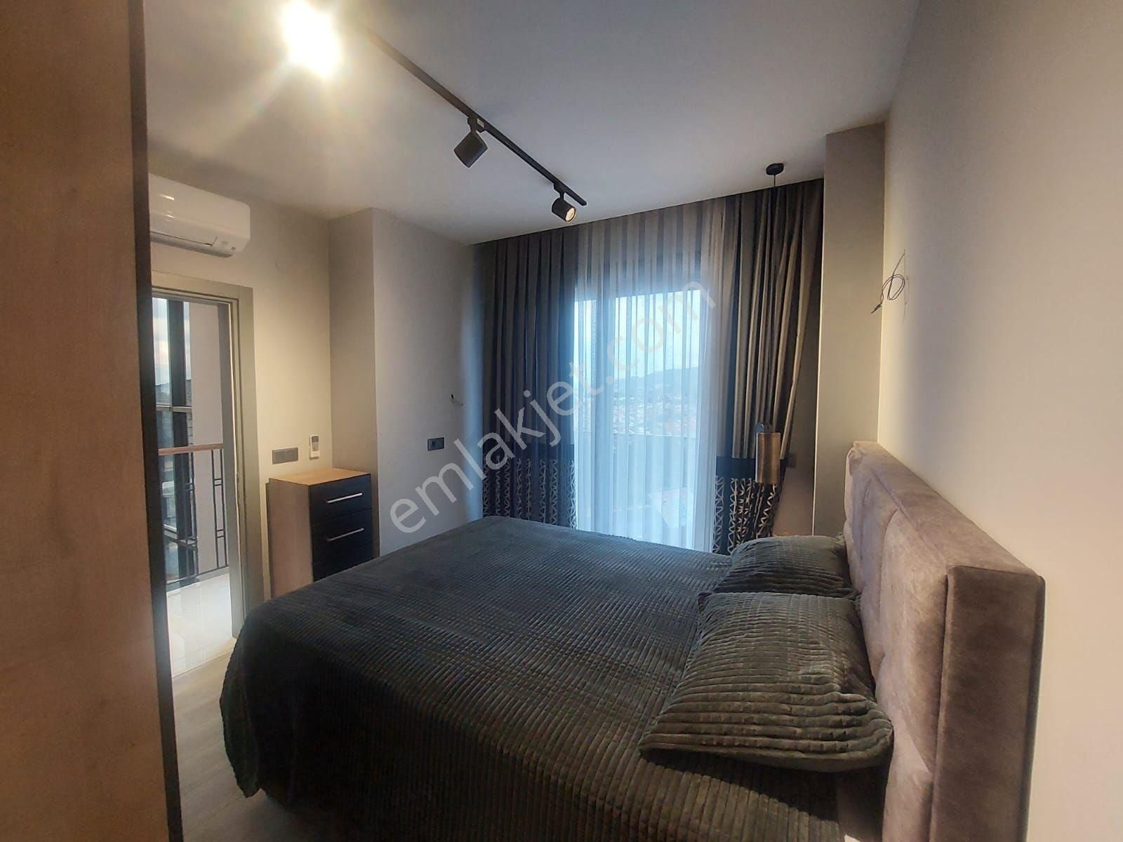 Karaovada Özel Havuzlu Müstakil 4+1 Sıfır Villa - Görsel 11