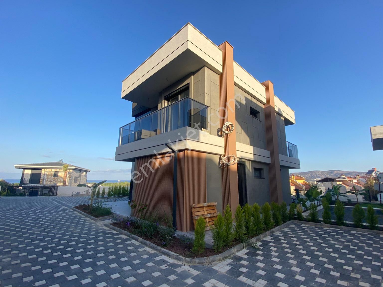 Karaovada Özel Havuzlu Müstakil 4+1 Sıfır Villa - Görsel 3