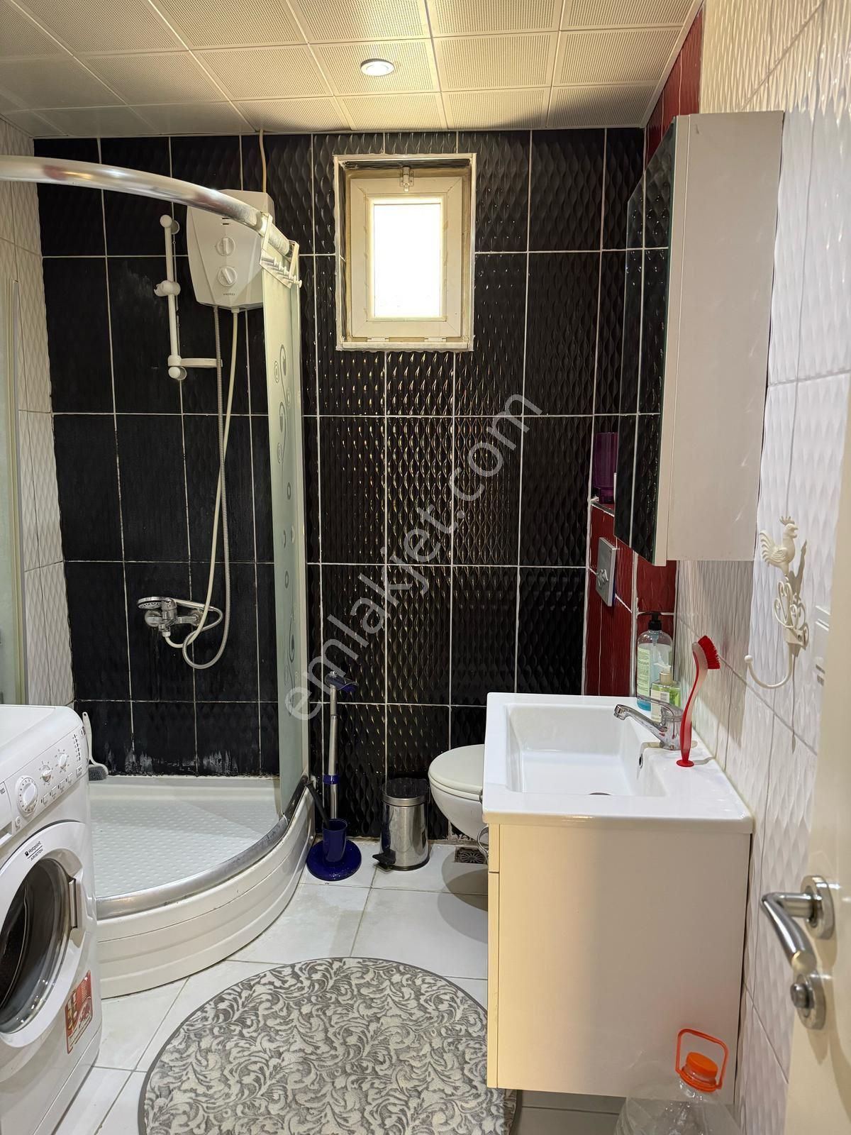 Meydan Kavağı'nda Eşyalı Geniş 1+1 Kullanışlı Daire - Görsel 9