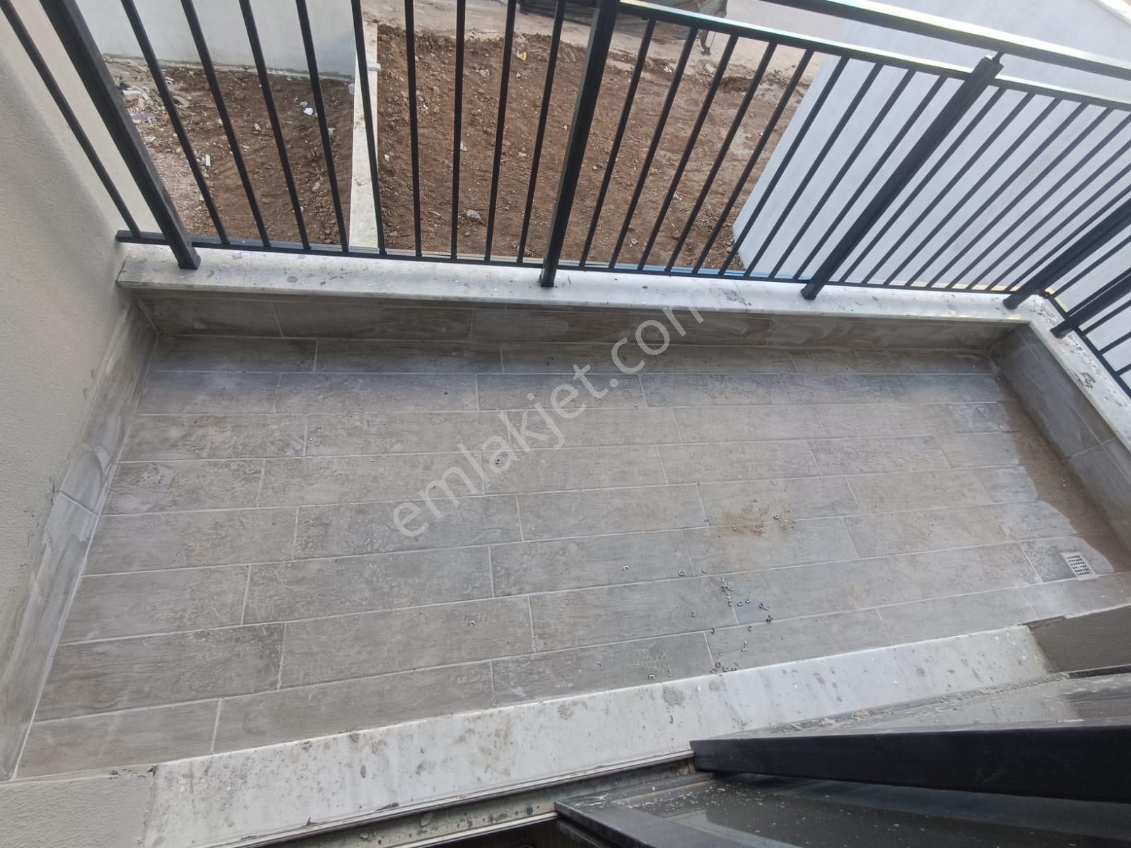 Yurt Mah. Yeşil Fırın Civarı 2+1 Açık Mutfak+fore Kazıklı+radya Temelli - Görsel 23