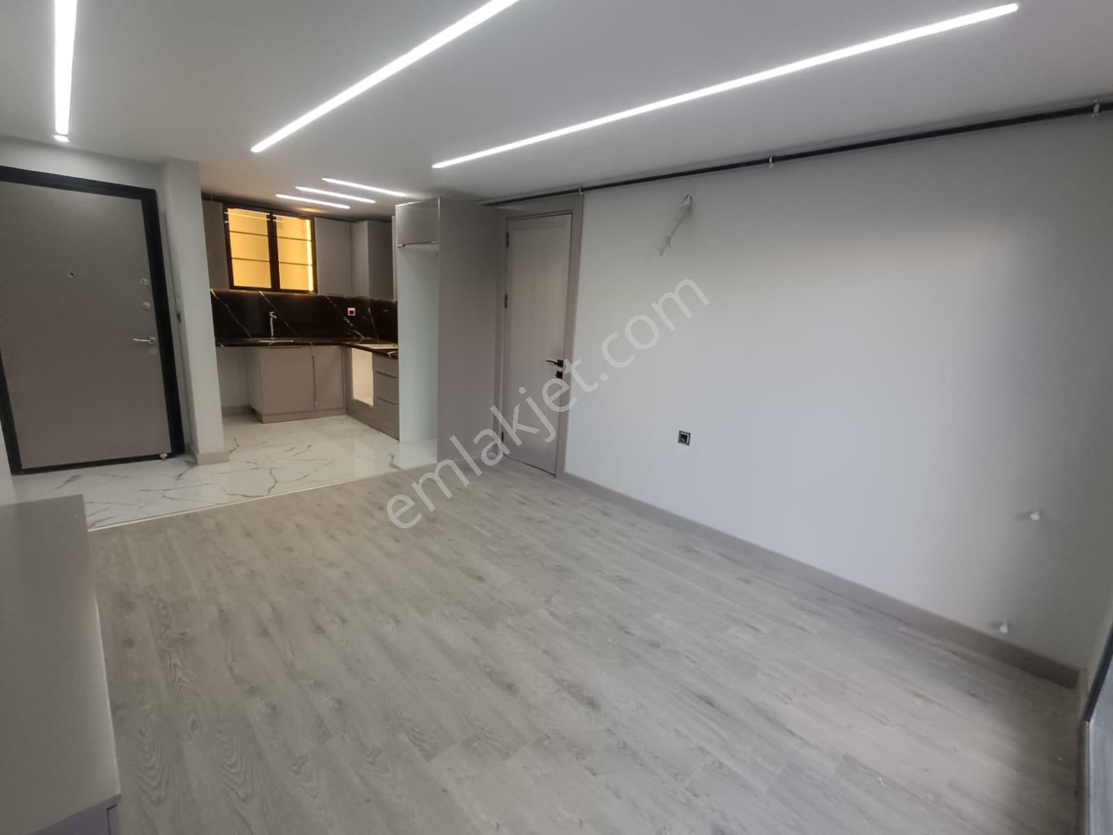 Yurt Mah. Yeşil Fırın Civarı 2+1 Açık Mutfak+fore Kazıklı+radya Temelli - Görsel 6