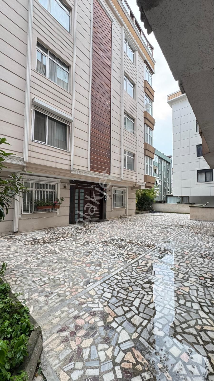 Sahibinden | Merkezi & Nezih | 3+1 | 130 M² | Kapalı Otopark - Görsel 2