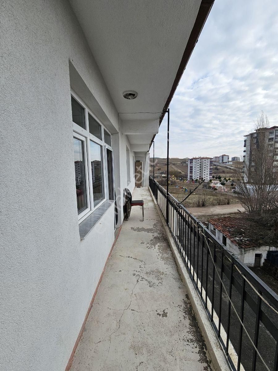 Serhat Cengiz Den Yakacık'ta Yapılı Satılık Daire - Görsel 13