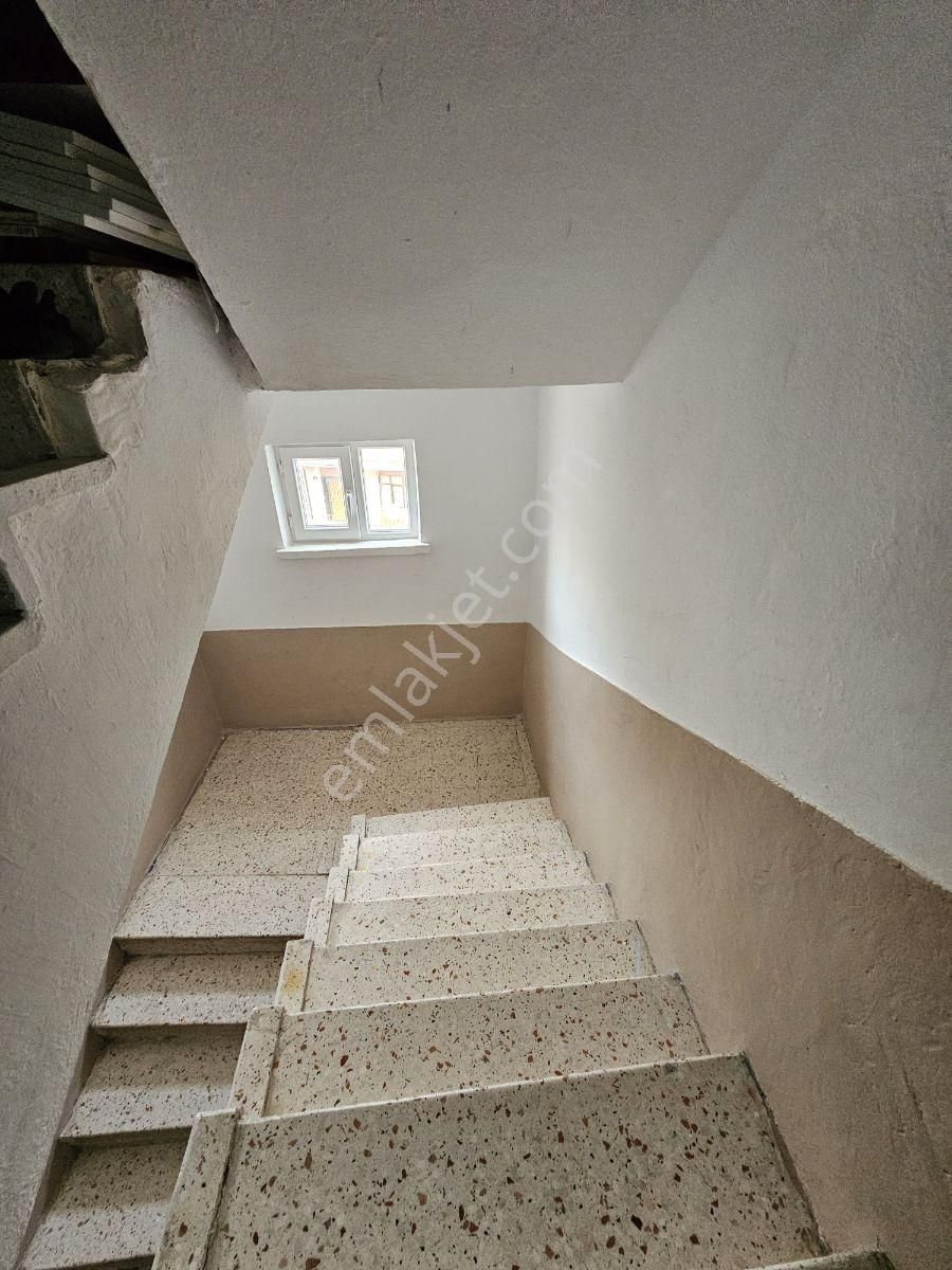 Serhat Cengiz Den Yakacık'ta Yapılı Satılık Daire - Görsel 31