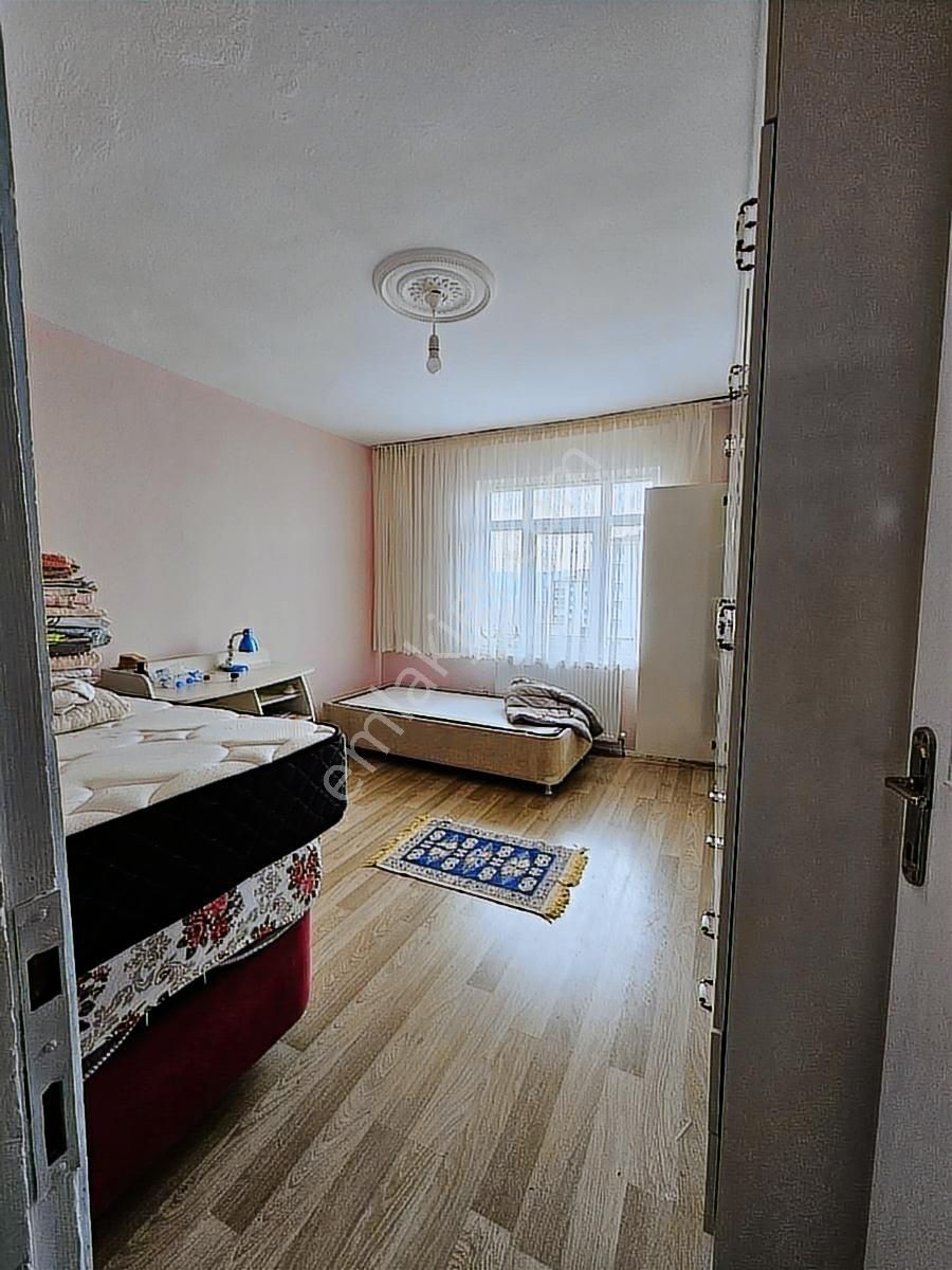 Serhat Cengiz Den Yakacık'ta Yapılı Satılık Daire - Görsel 14