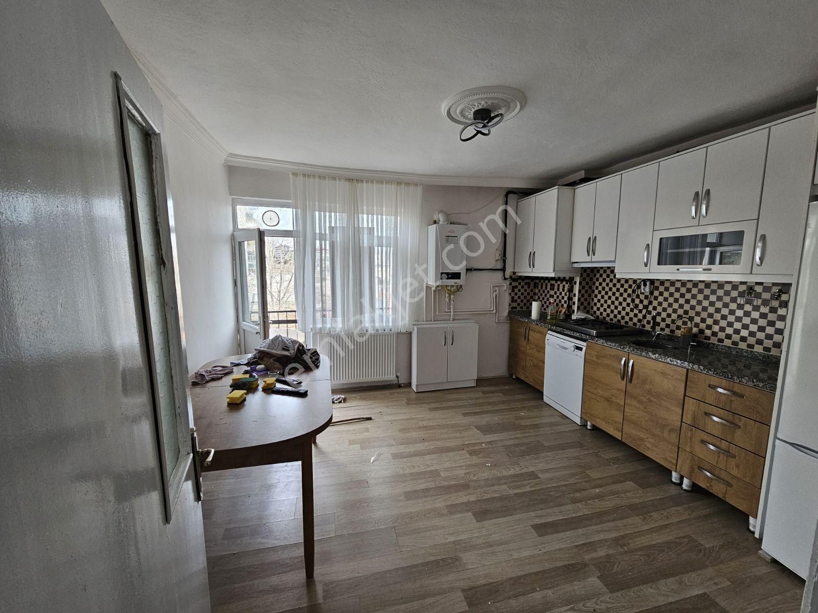 Serhat Cengiz Den Yakacık'ta Yapılı Satılık Daire - Görsel 21