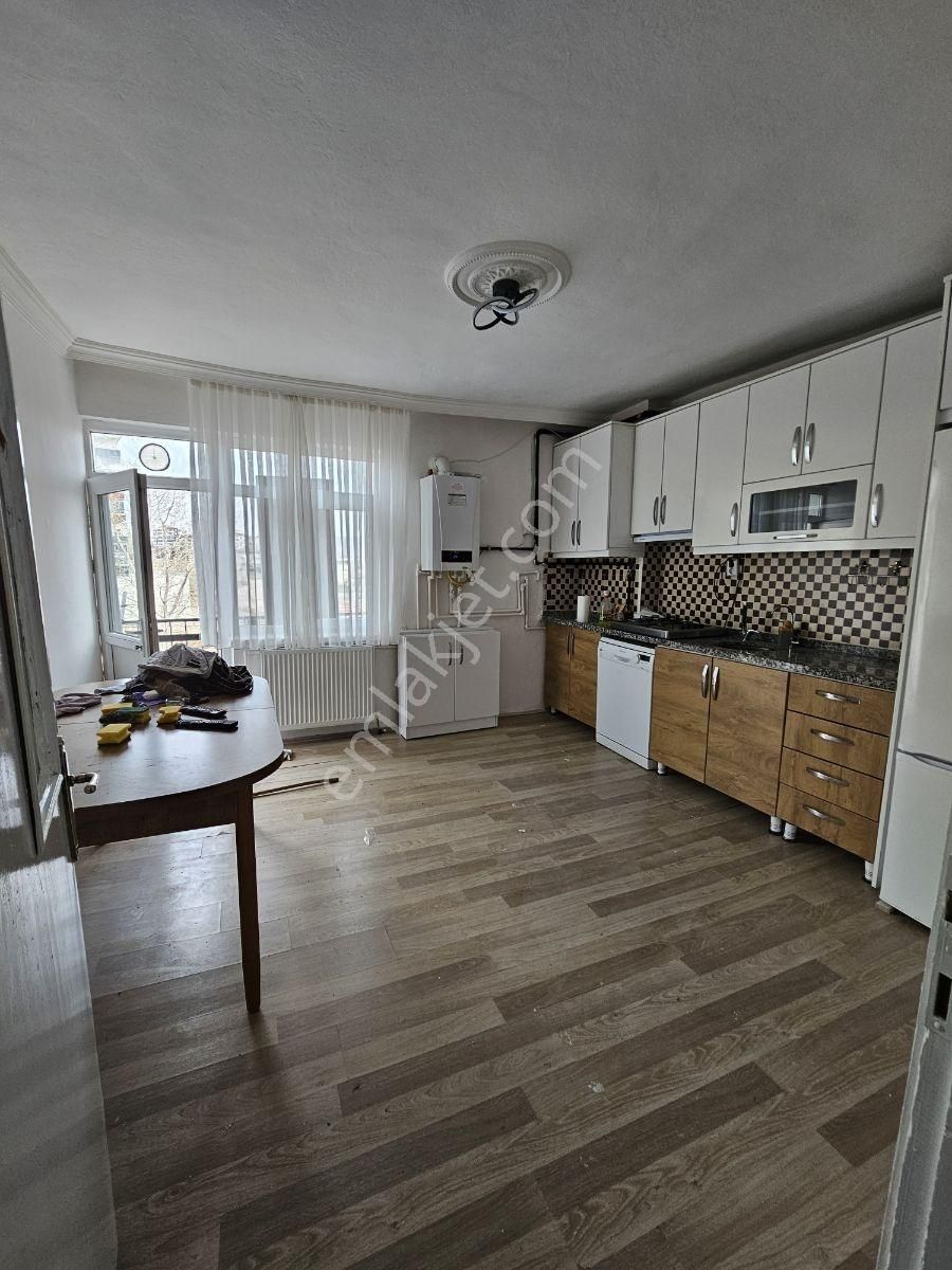 Serhat Cengiz Den Yakacık'ta Yapılı Satılık Daire - Görsel 20