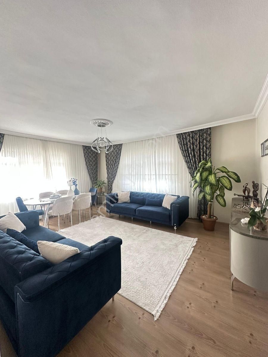 Serhat Cengiz Den Yakacık'ta Yapılı Satılık Daire - Görsel 29