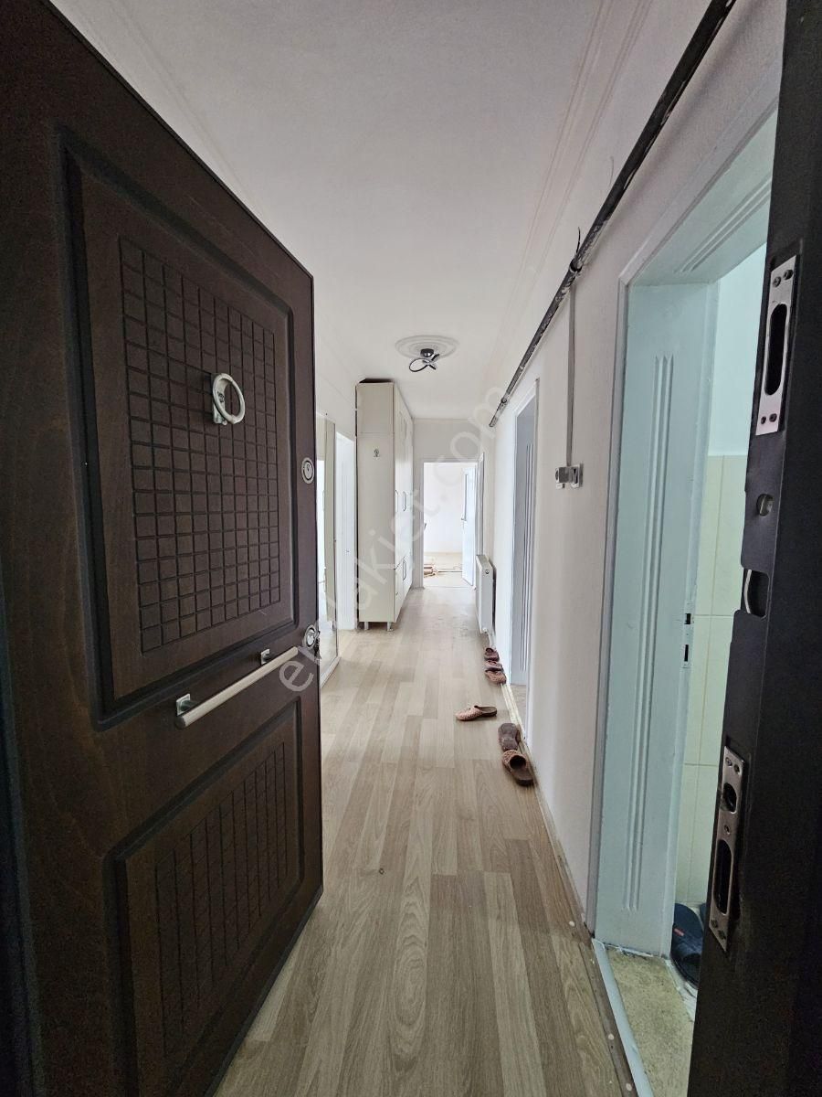 Serhat Cengiz Den Yakacık'ta Yapılı Satılık Daire - Görsel 2