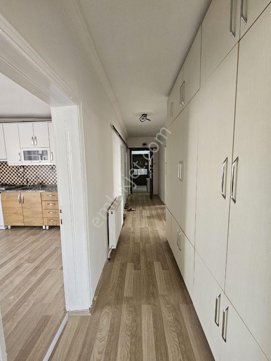 Serhat Cengiz Den Yakacık'ta Yapılı Satılık Daire - Görsel 24