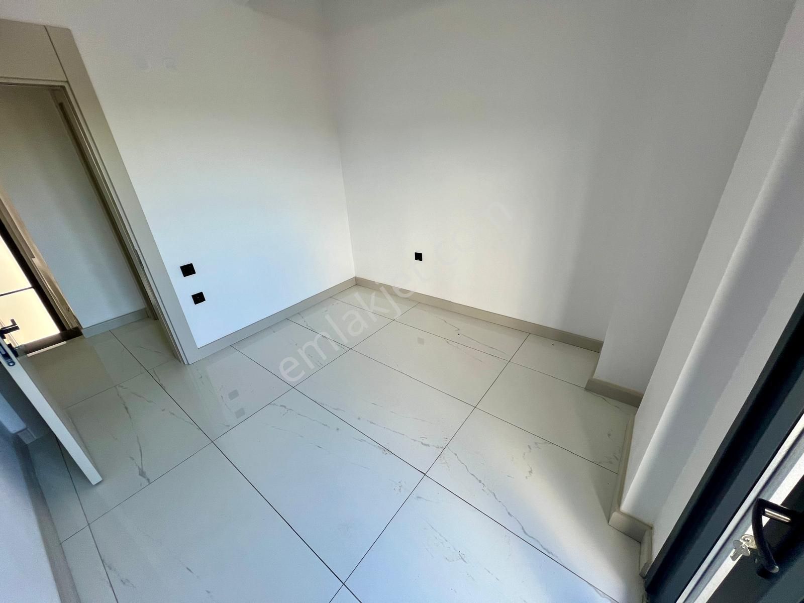 Akçay Aras Emlaktan Gürede Havuzlu Muhteşem Villalar - Görsel 24