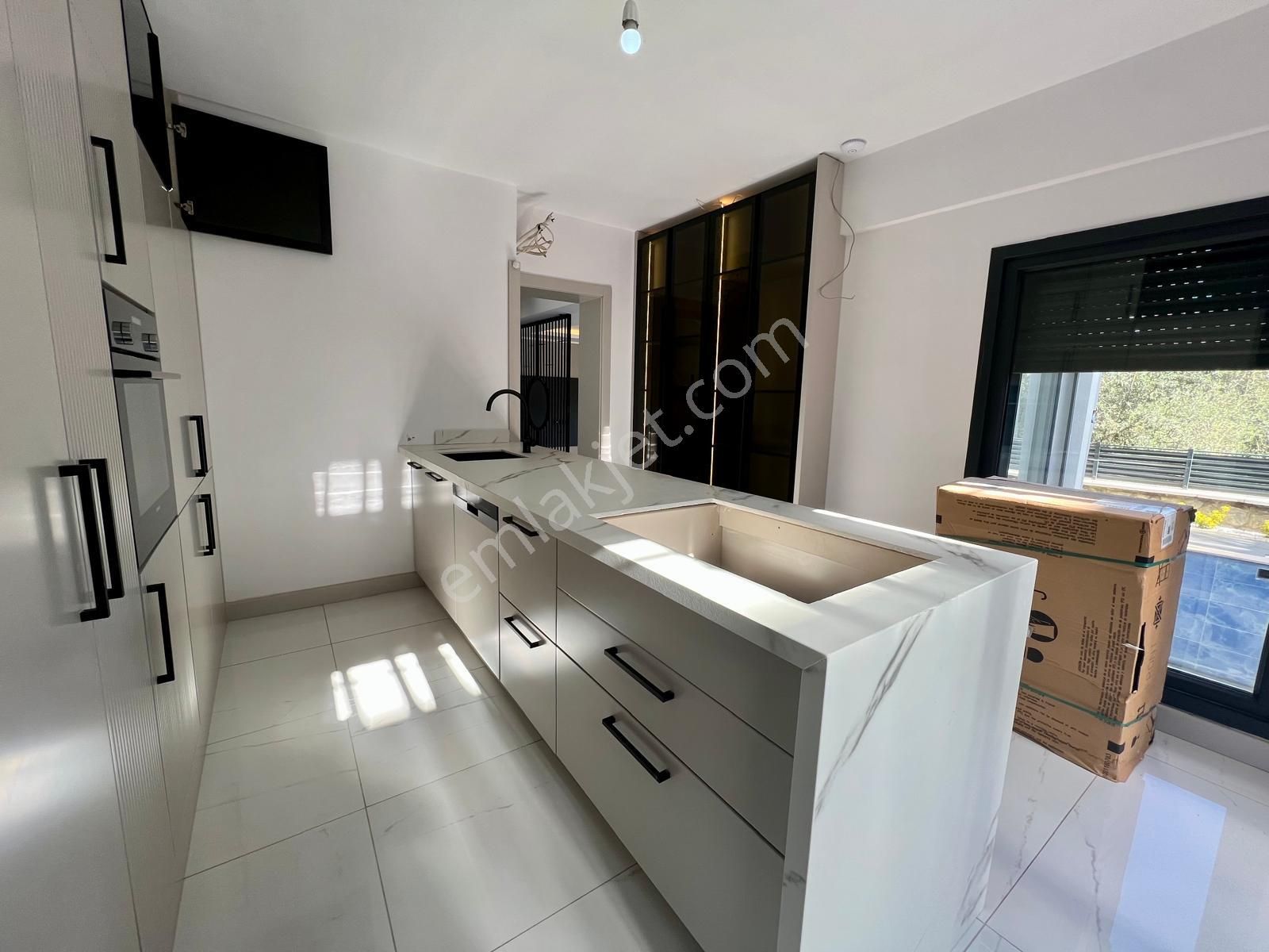 Akçay Aras Emlaktan Gürede Havuzlu Muhteşem Villalar - Görsel 20