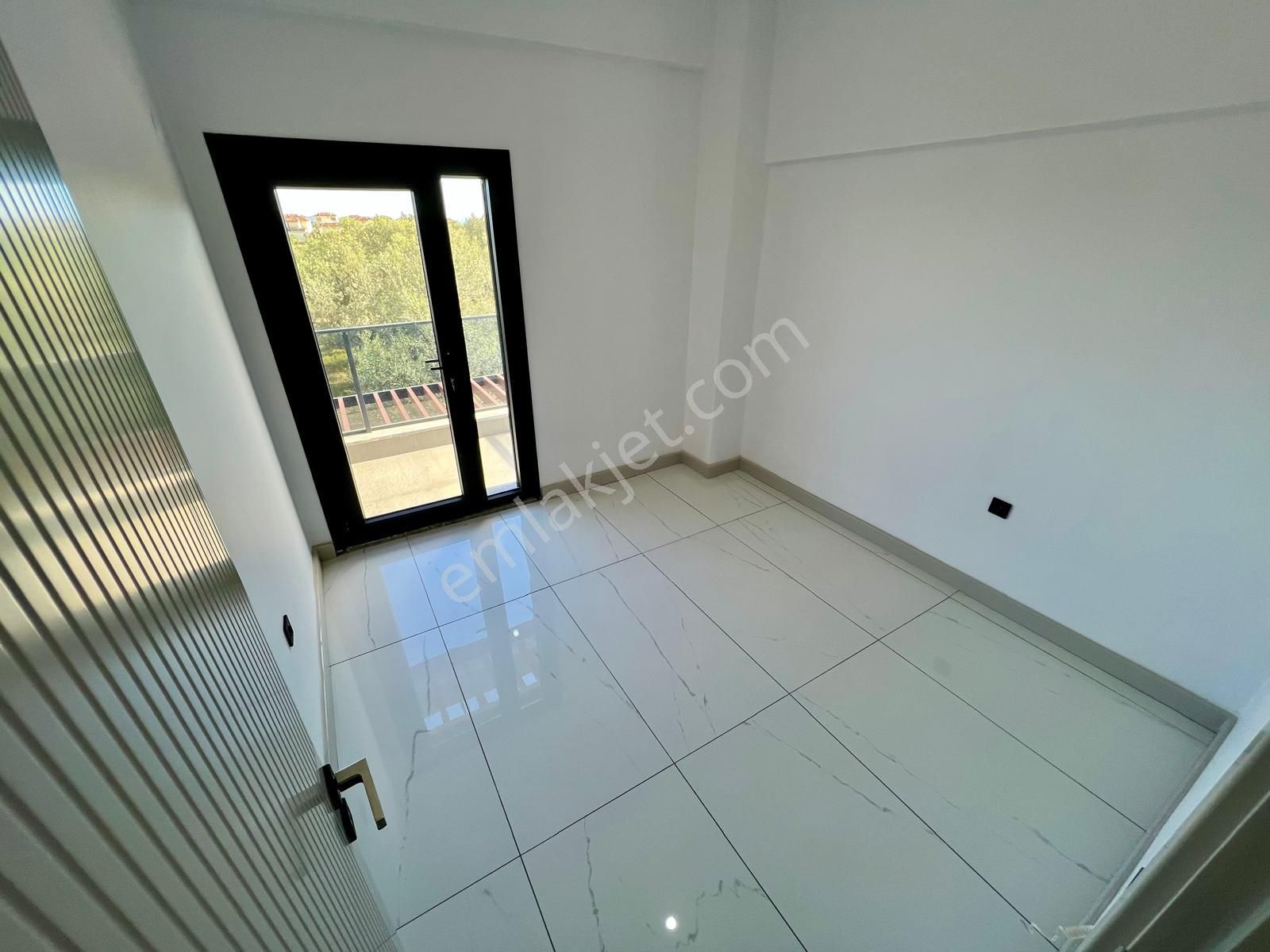 Akçay Aras Emlaktan Gürede Havuzlu Muhteşem Villalar - Görsel 27