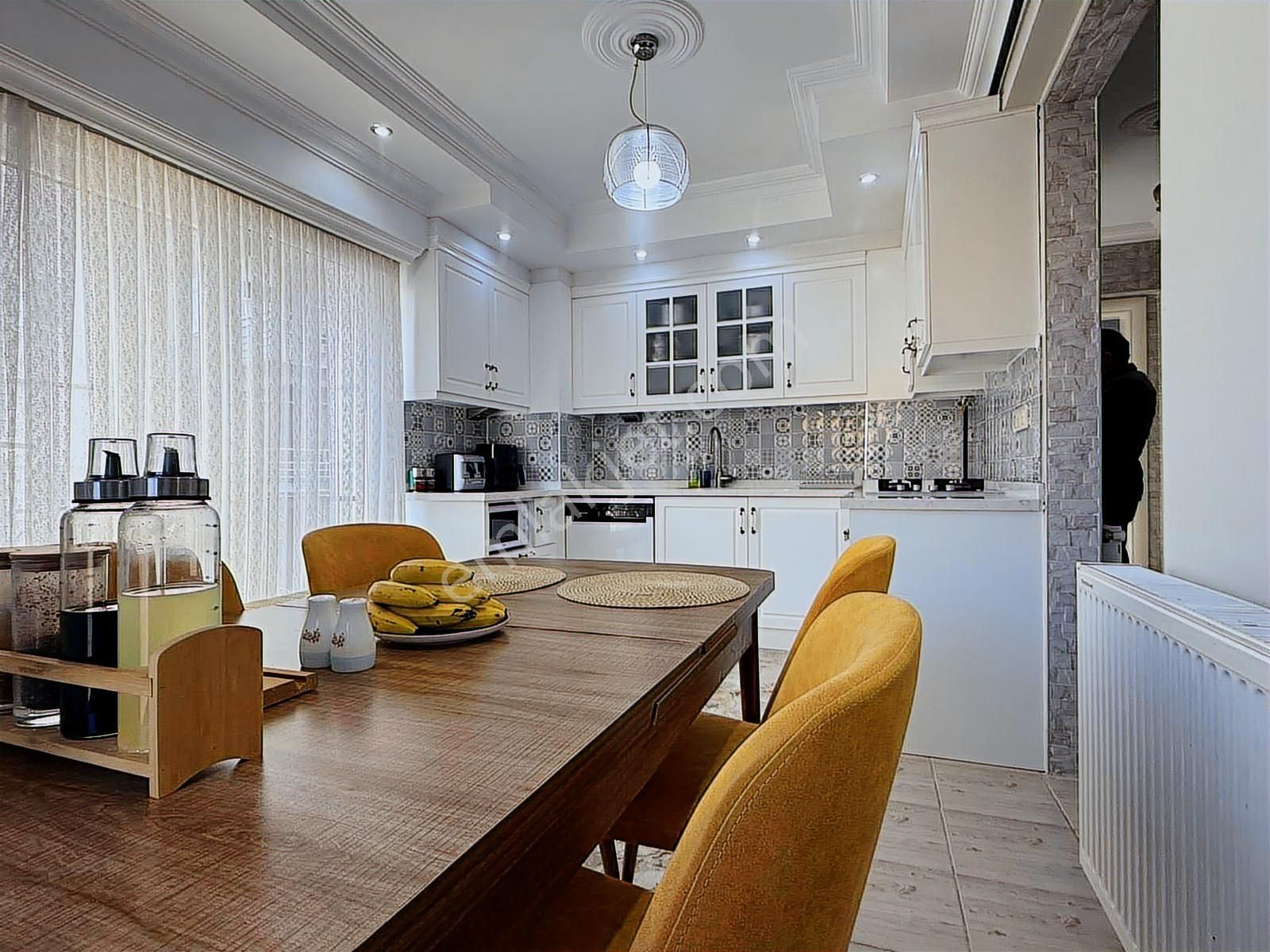 Binyapı'dan Feslikan Atatürk Okulu Yakını Ara Kat Lüks Daire ! - Görsel 8