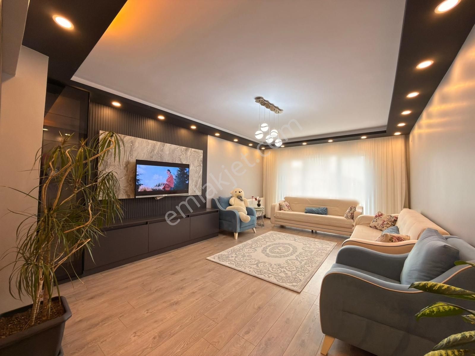 Kazakistan Parkı Yanında-manzara Cephe-lüks Yapılı 3+1 Daire