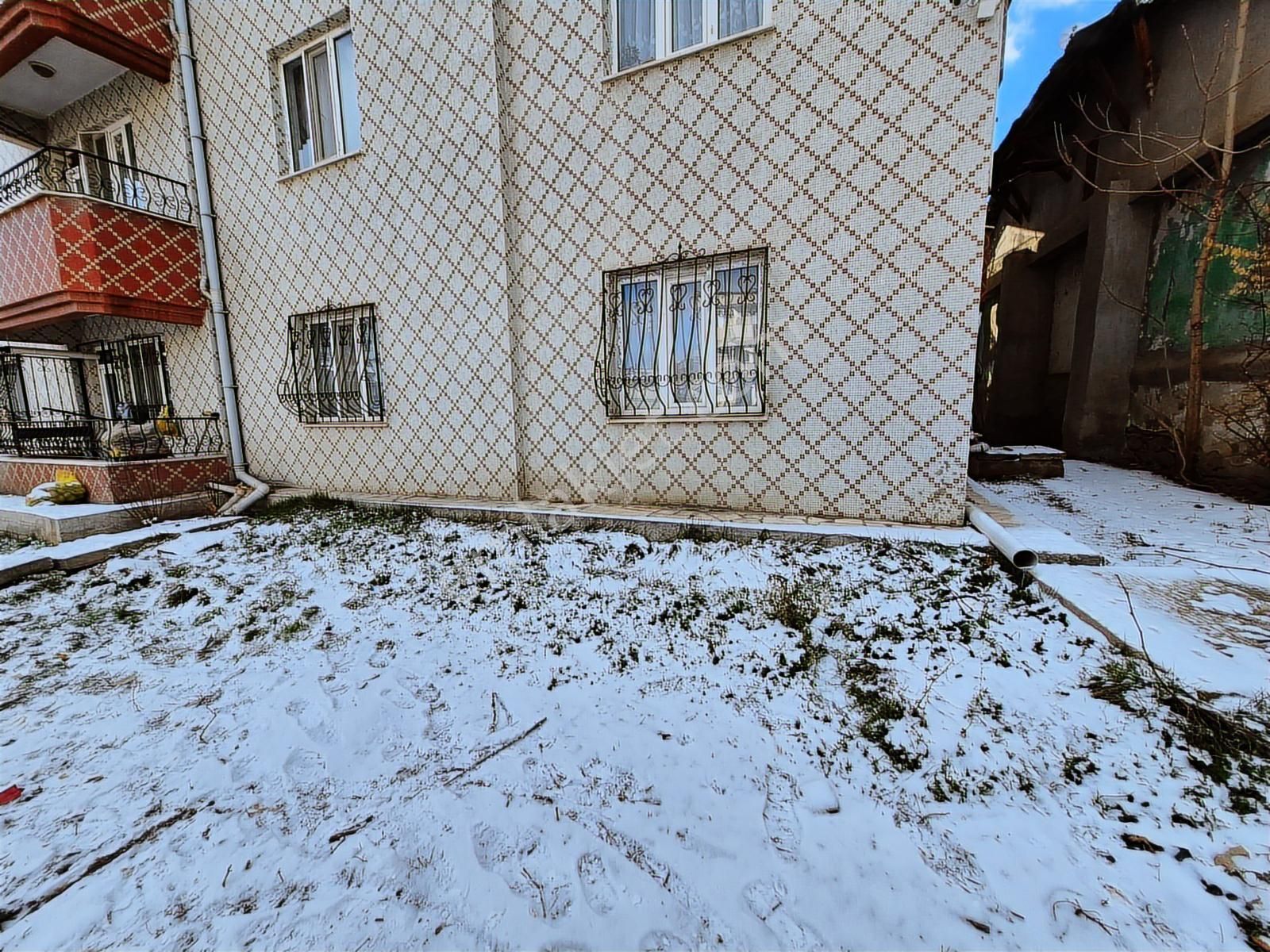 İlbey // Şuhut Merkez "pazar" Mahallesinde Satılık 3+1 Daire - Görsel 10