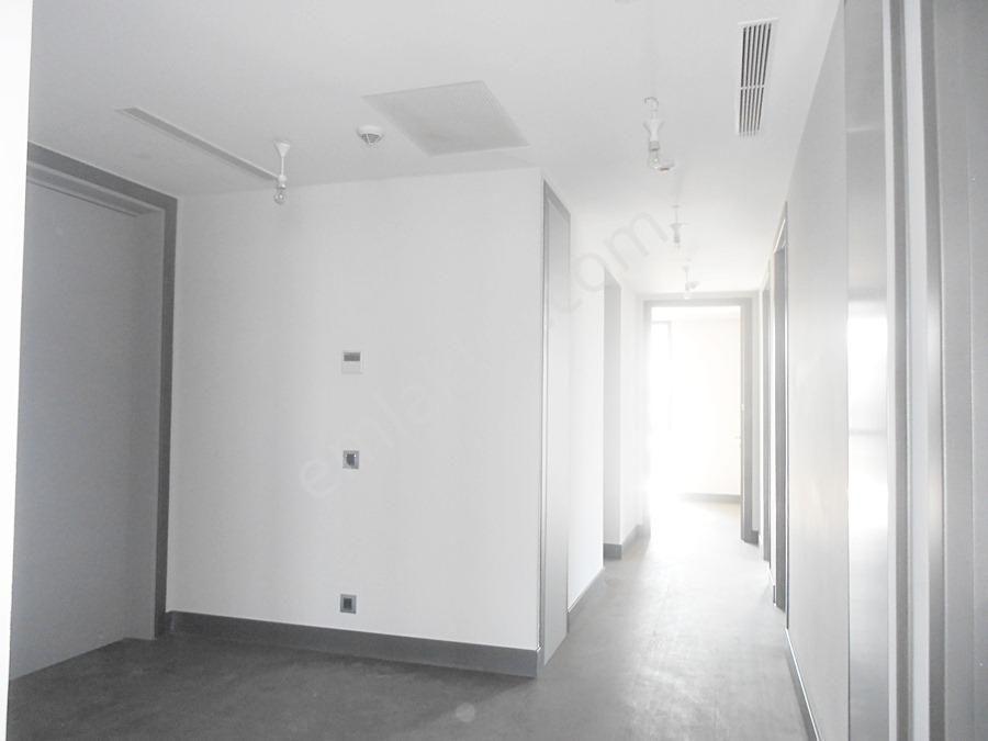 Ataköy Selenium Retro 9 Da 5 Yıllık 2.kat E-5 Manzaralı 176m2 - Görsel 22