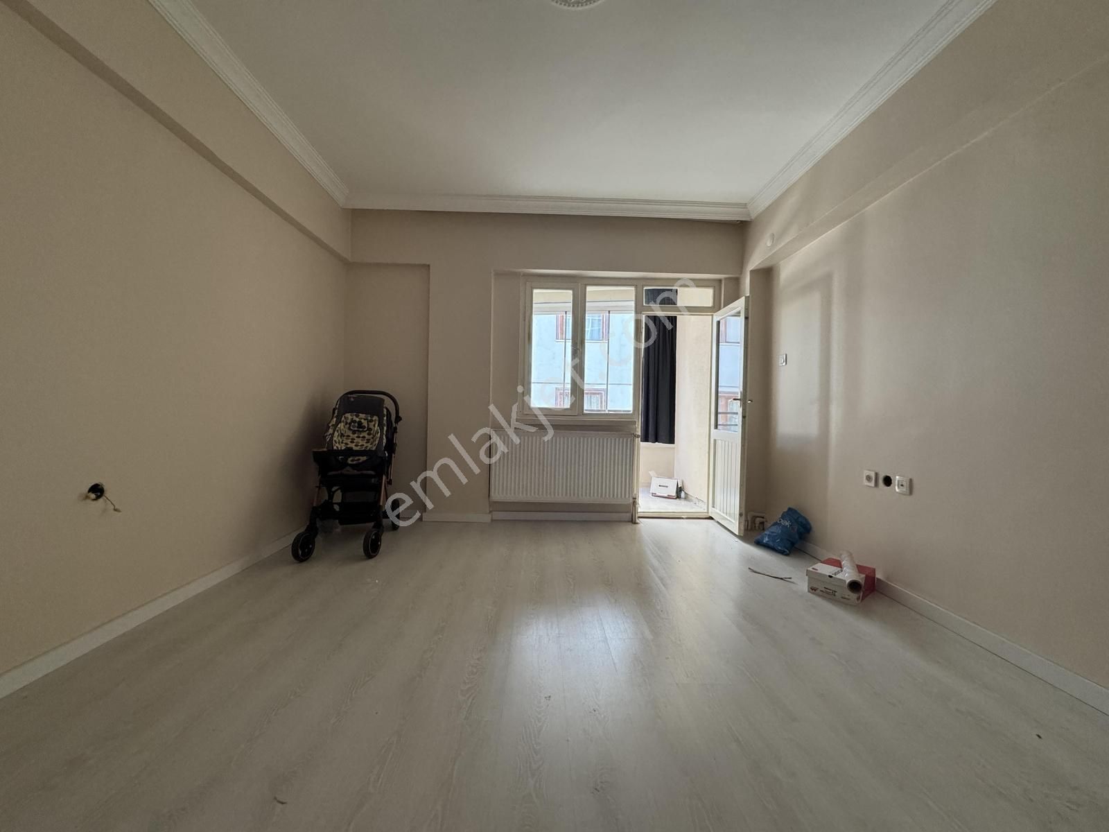 Beyoğlu'ndan Protokol Yolu Yanı Asansörlü Ara Kat Satılık 3+1 - Görsel 3