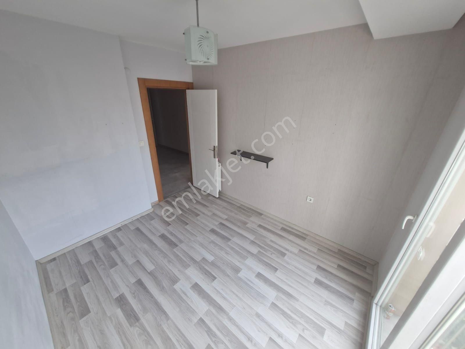 +seyhan Tellidere Mah.satılık 3+1 Daire İskanlı D.gaz C.balkonlu