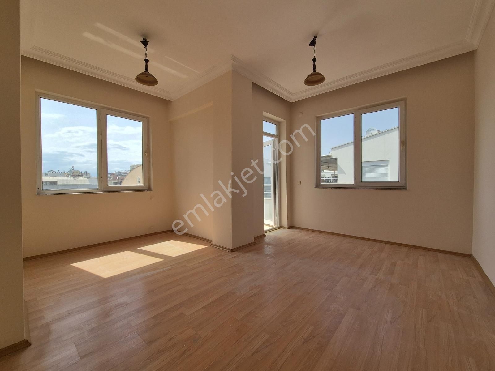 Meydankavağı'nda Cephesi Açık 12. Cadde Yakını 3+1 Dubleks Daire - Görsel 19