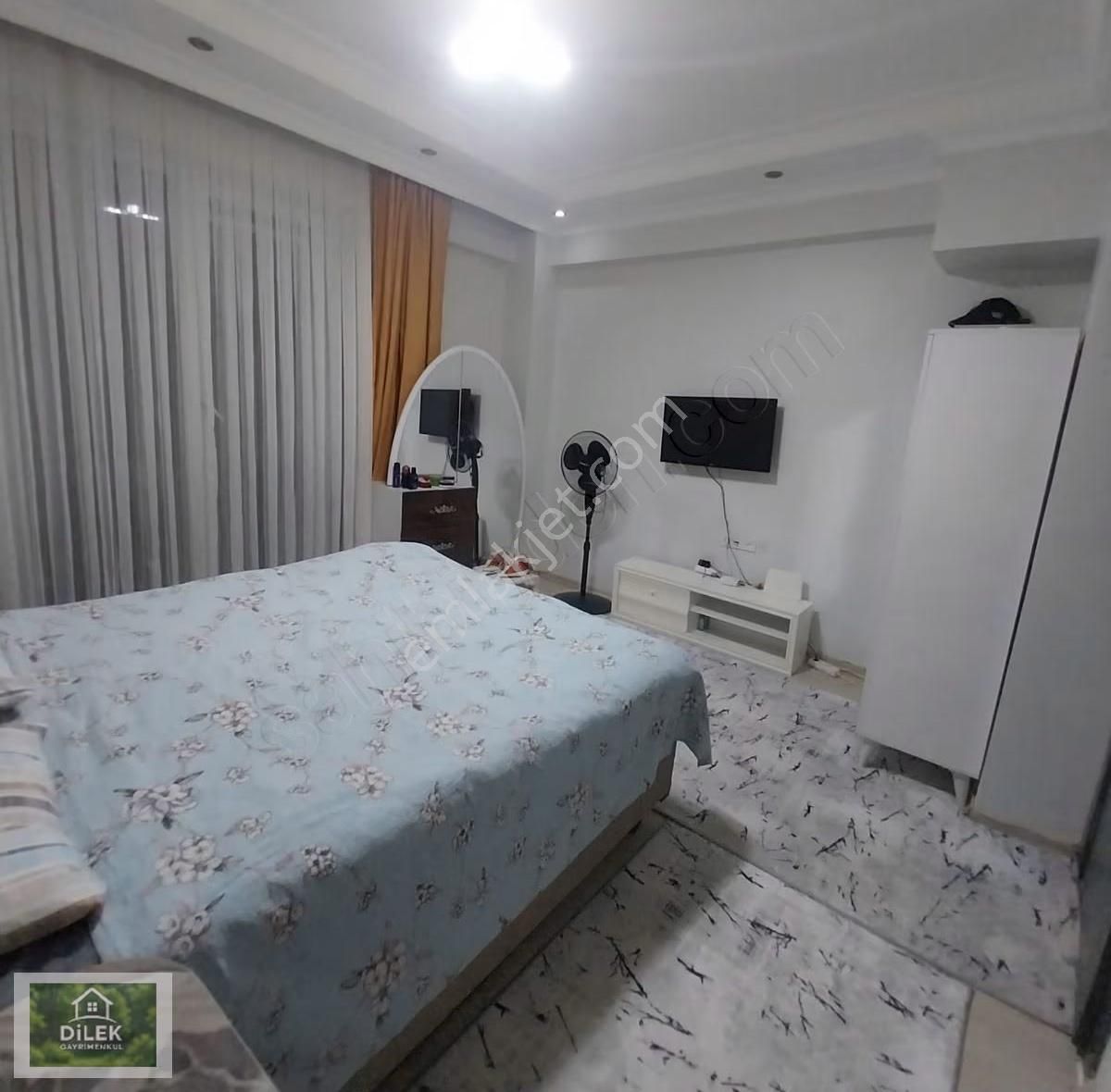 Maslakcesme Cad Ziraat Bankası Sokagında Kıralık Eşyalı Daıre