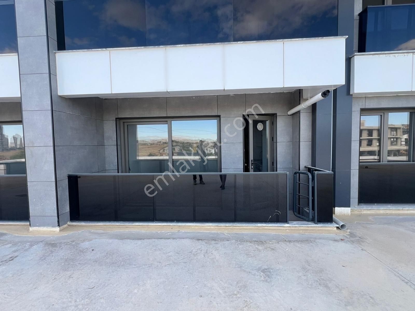 İncek Taşpınar'da Site İçerisi Büyük Tip 1+1 Kiralık Daire - Görsel 12