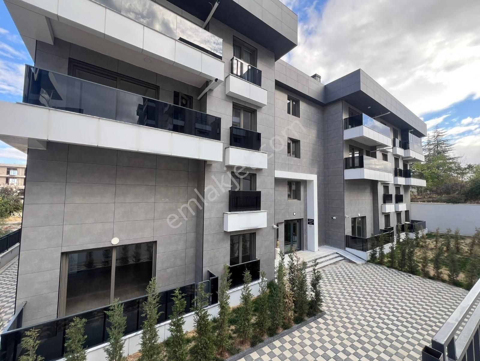 İncek Taşpınar'da Site İçerisi Büyük Tip 1+1 Kiralık Daire - Görsel 17