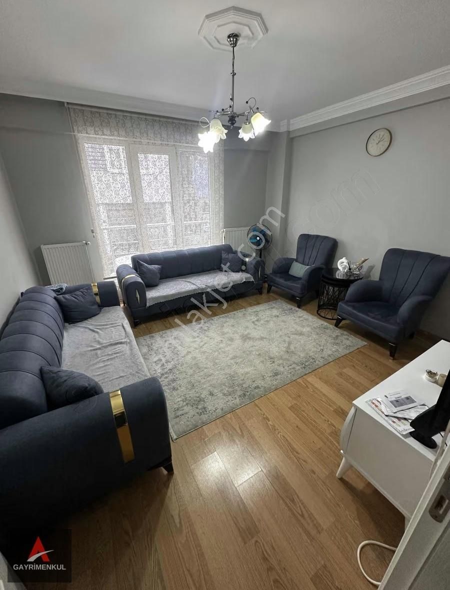 Yenidoğan Mh 13 Yıllık 2+1 90 M2 Fırsat Daire