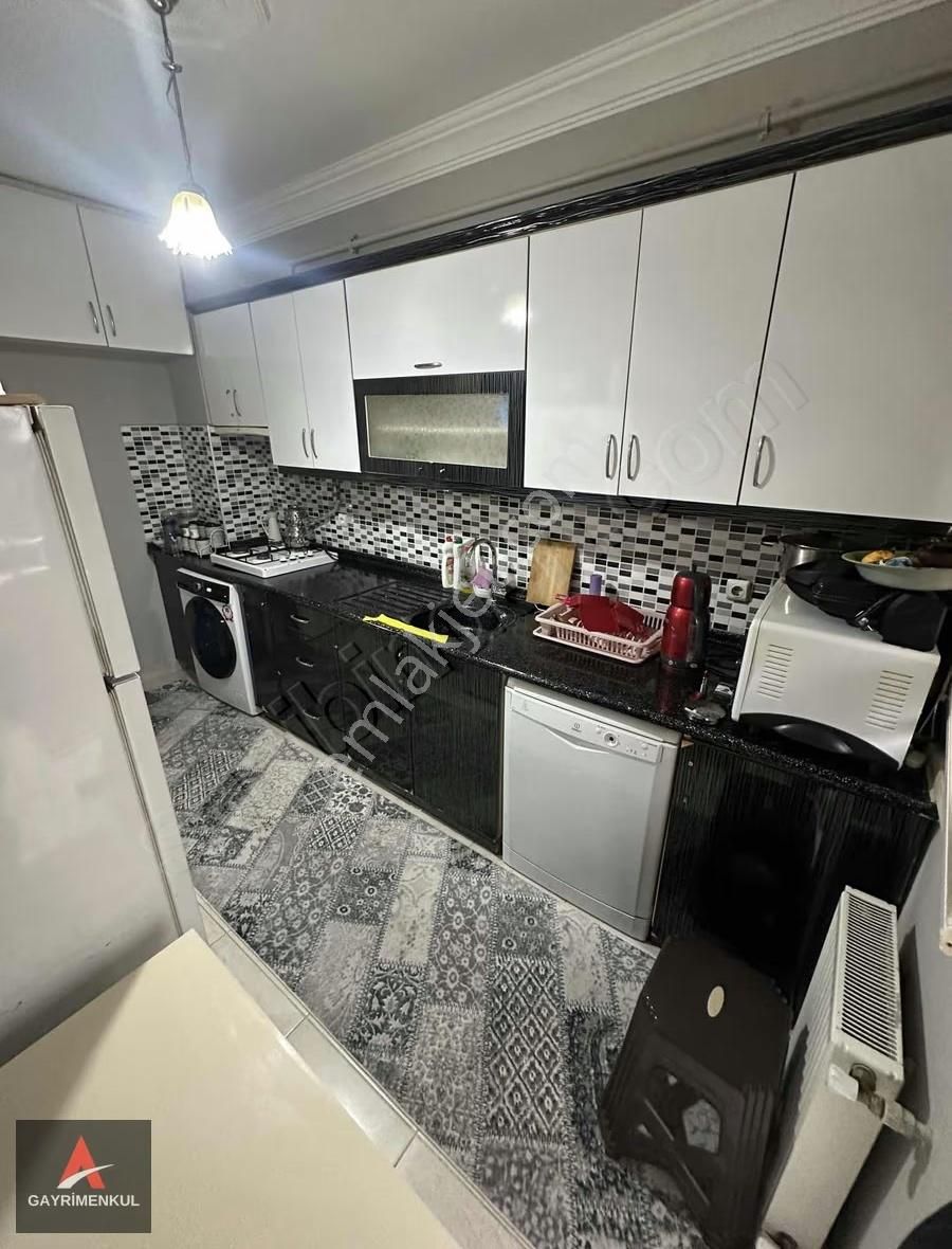 Yenidoğan Mh 13 Yıllık 2+1 90 M2 Fırsat Daire - Görsel 8