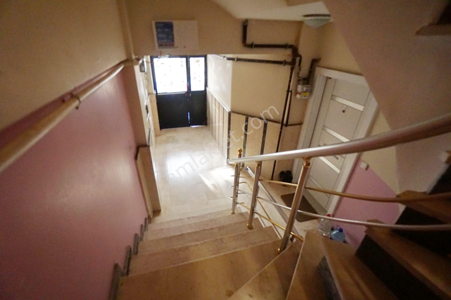 Meral R1848 Gültepede Yeni Katda Tek Geniş 130 M2 3+1 - Görsel 29