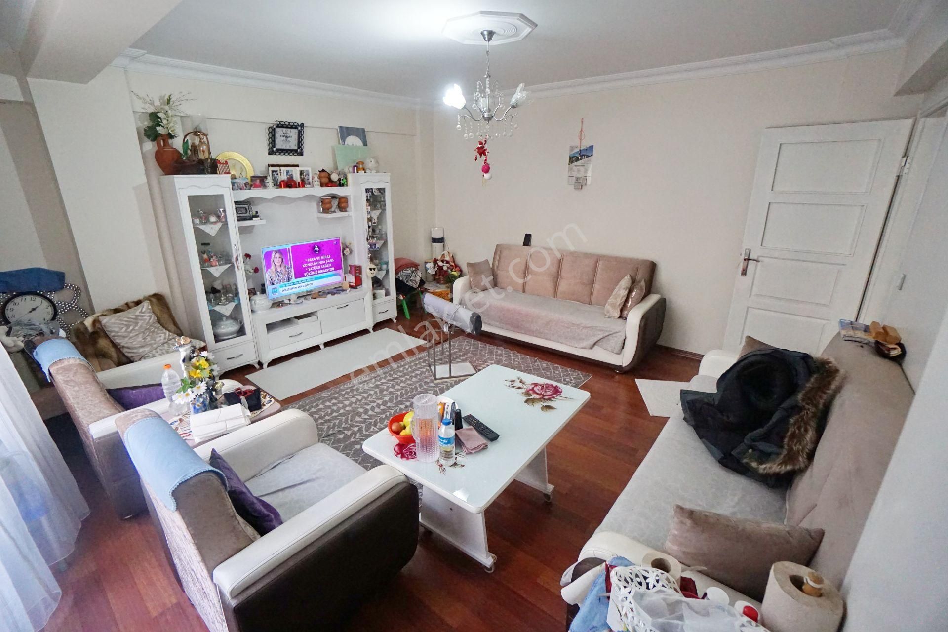 Meral R1848 Gültepede Yeni Katda Tek Geniş 130 M2 3+1 - Görsel 3
