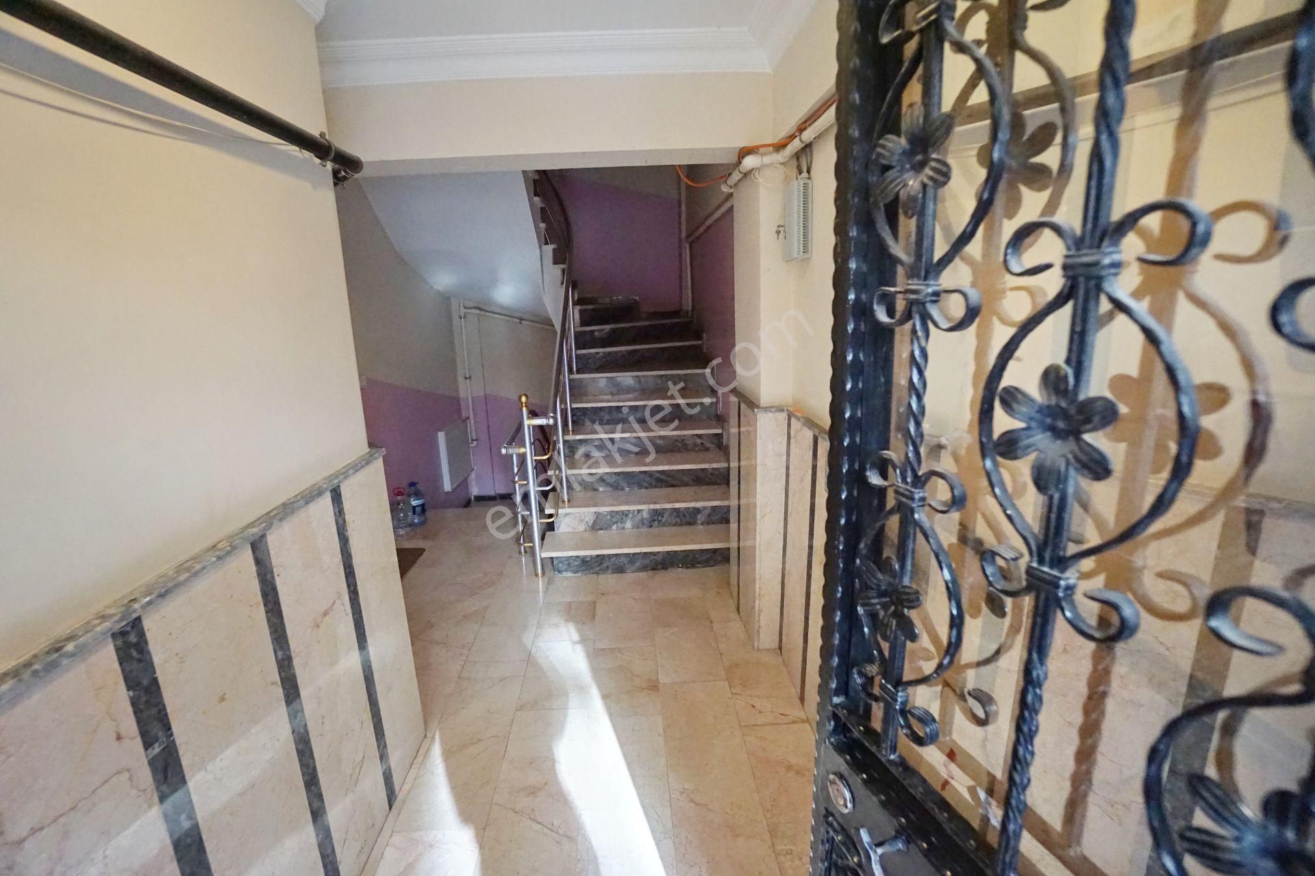 Meral R1848 Gültepede Yeni Katda Tek Geniş 130 M2 3+1 - Görsel 30