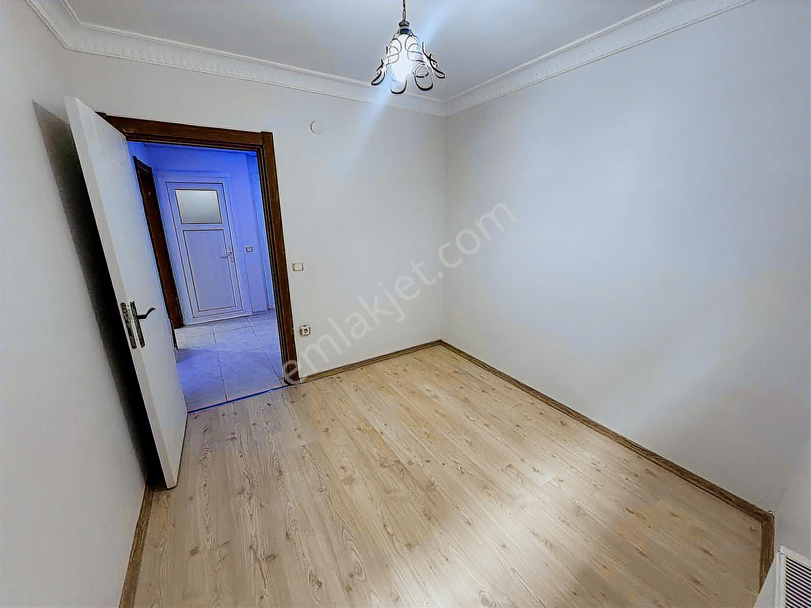 Esenyurt Yenikent / 2+1 65 M² / Yeni Tadilatlı Tertemiz Kiralık - Görsel 18