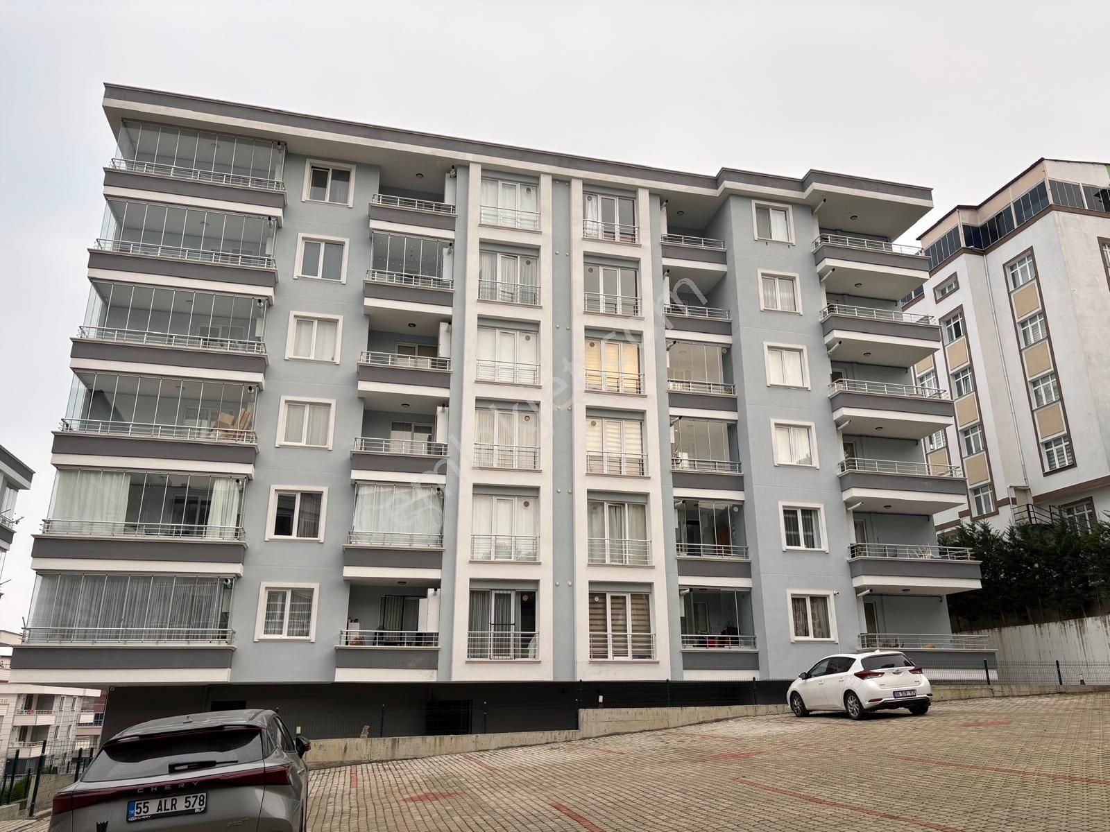 Atakum Körfez Tramvayına Yakın 2+1, 100m² 7 Yıllık Satılık Daire