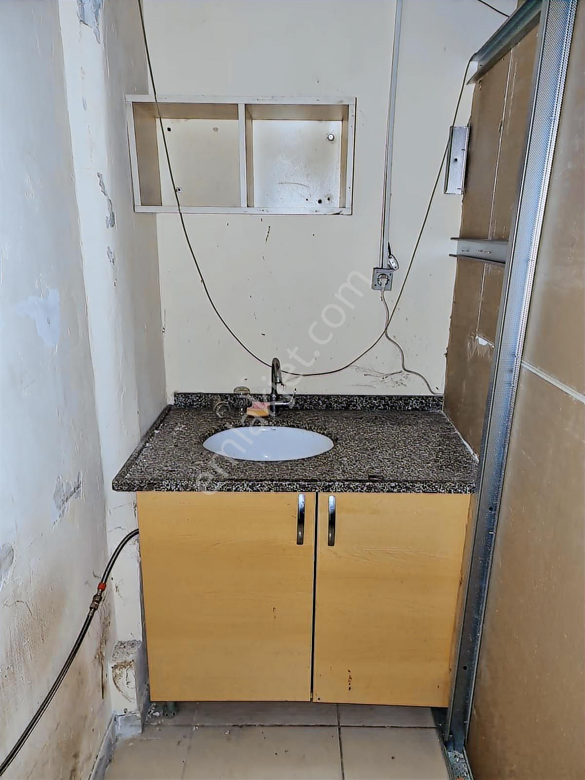 Tuzla Aydıntepe Mahallesi Satılık Dükkan (araç Takaslı) - Görsel 6