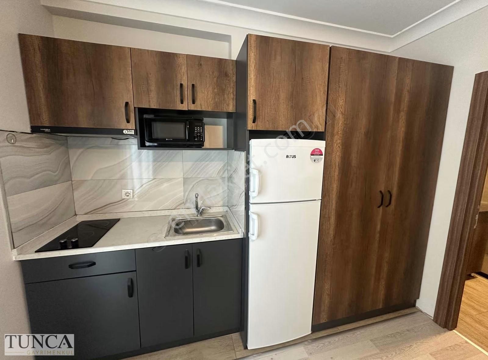 Küçükbakkalköy Çarşı'da Eşyalı Faturalar Dahil Stüdyo Daire - Görsel 12