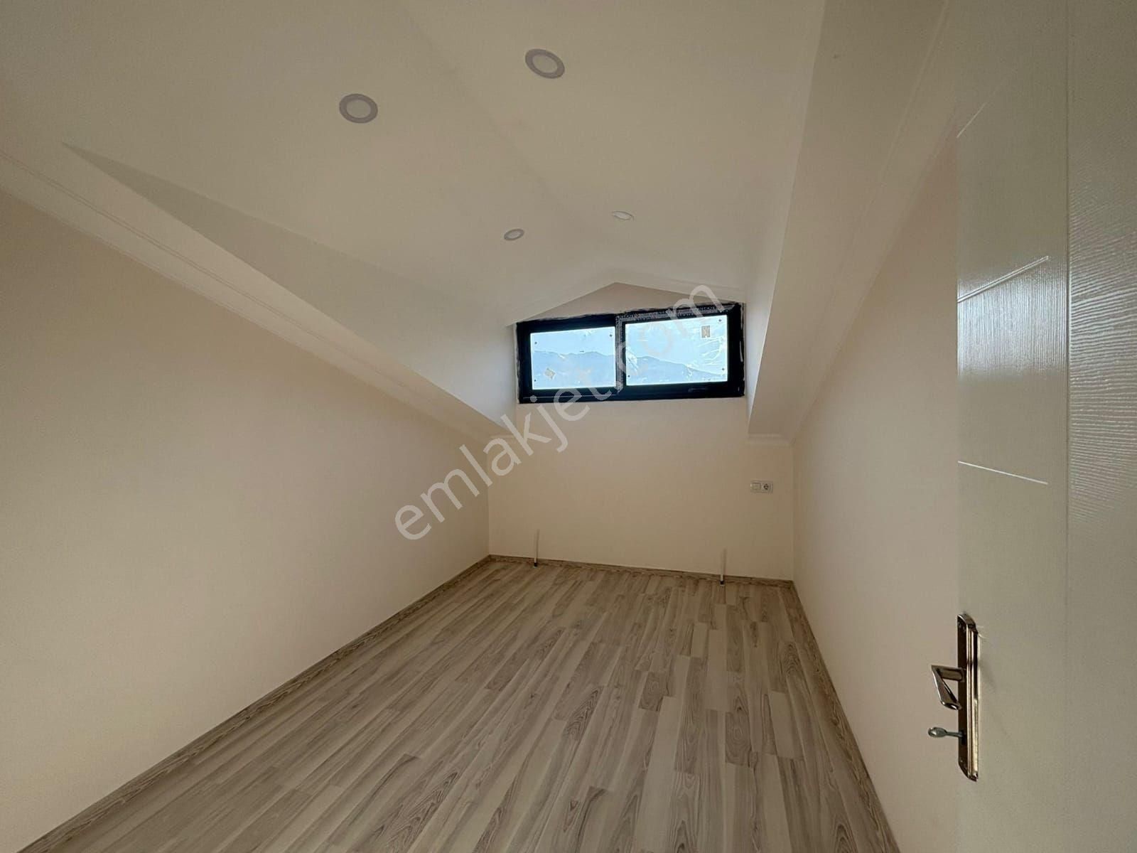 Seydikemer Menekşe Mah.satılık 4+1 Dubleks Daire - Görsel 9