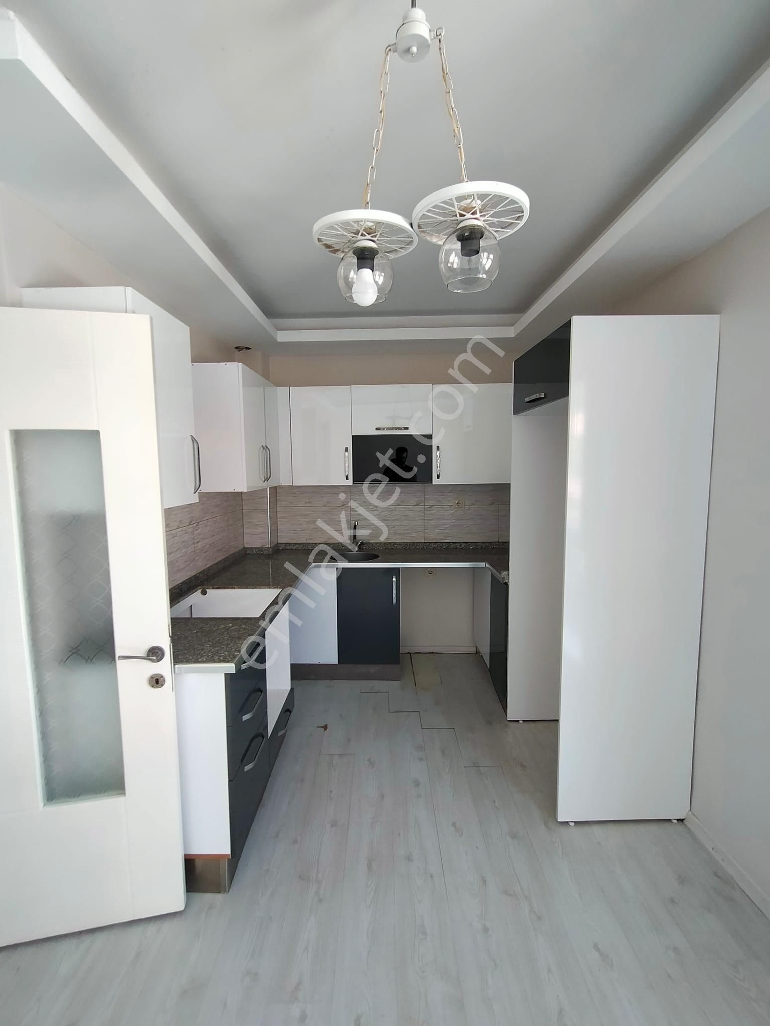 Buca İnönü Mah İzban Yakını Açık Mutfaklı 2+1 Kiralık Daire - Görsel 2