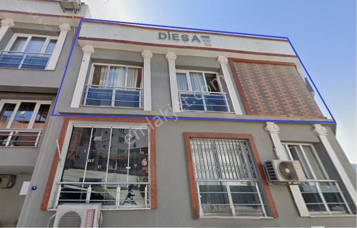 Buca İnönü Mah İzban Yakını Açık Mutfaklı 2+1 Kiralık Daire
