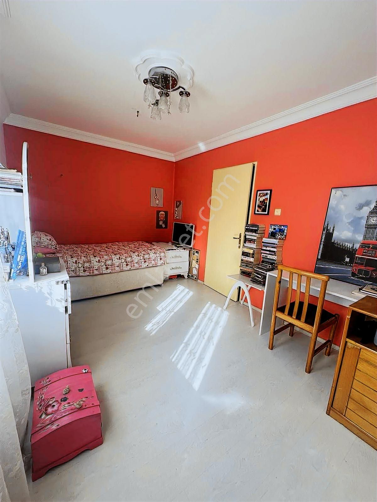 Çengelköy Ata-2 Sitesinde Önü Açık Keyifli 2+1 Daire - Görsel 10