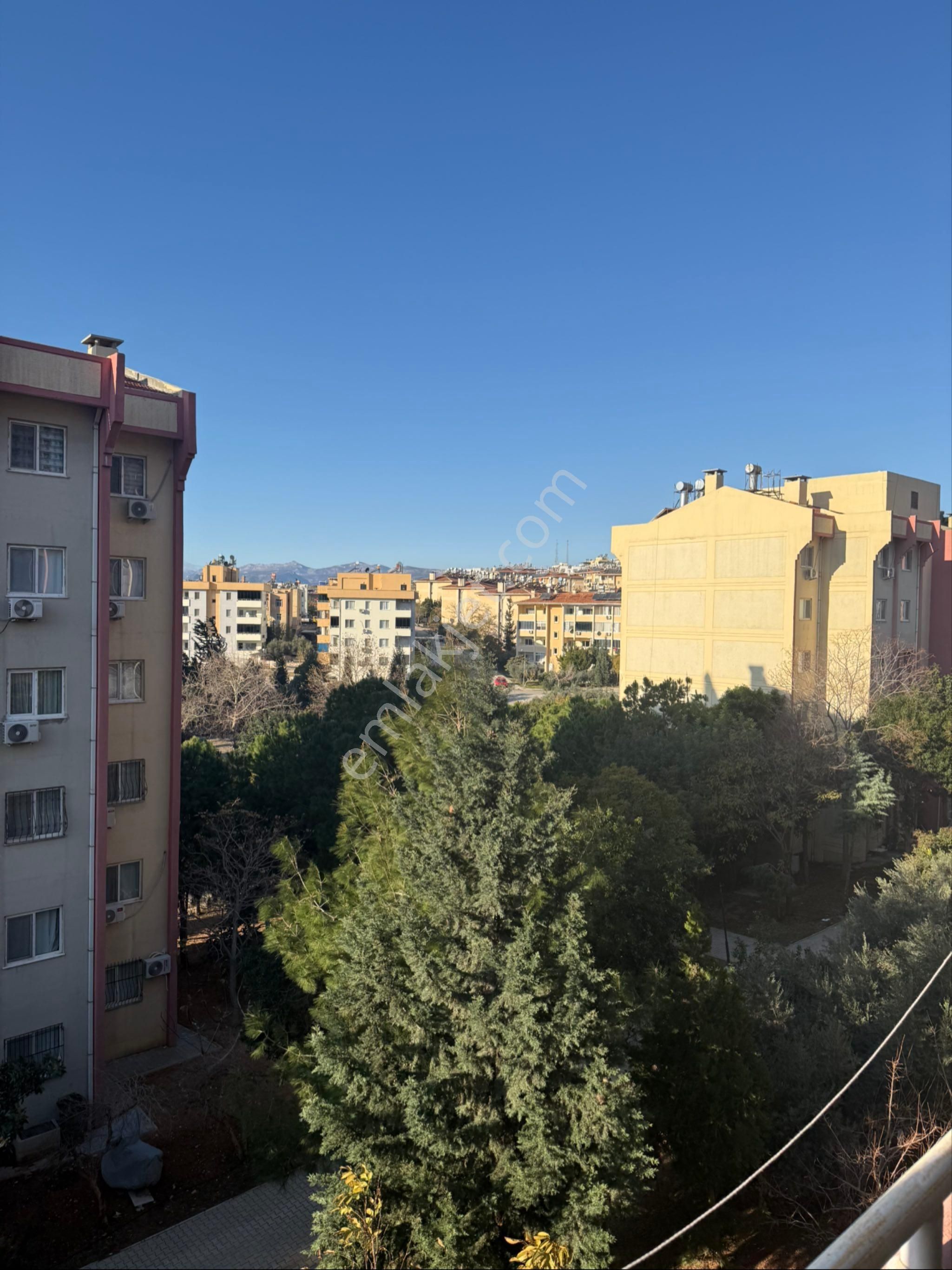 Silifke Toki Evlerinde Geniş 3+1 Kiralık Daire - Görsel 16