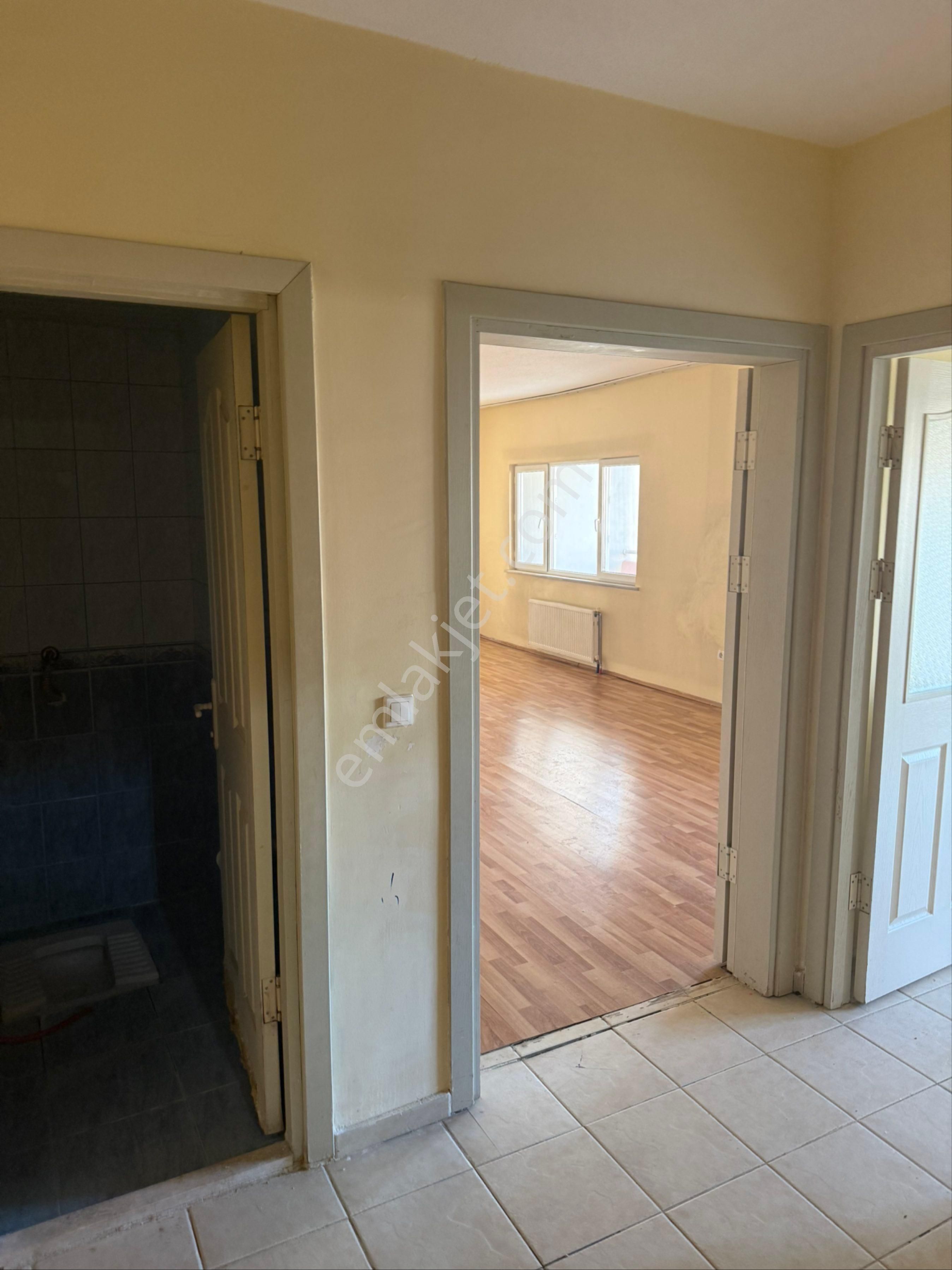 Silifke Toki Evlerinde Geniş 3+1 Kiralık Daire - Görsel 17