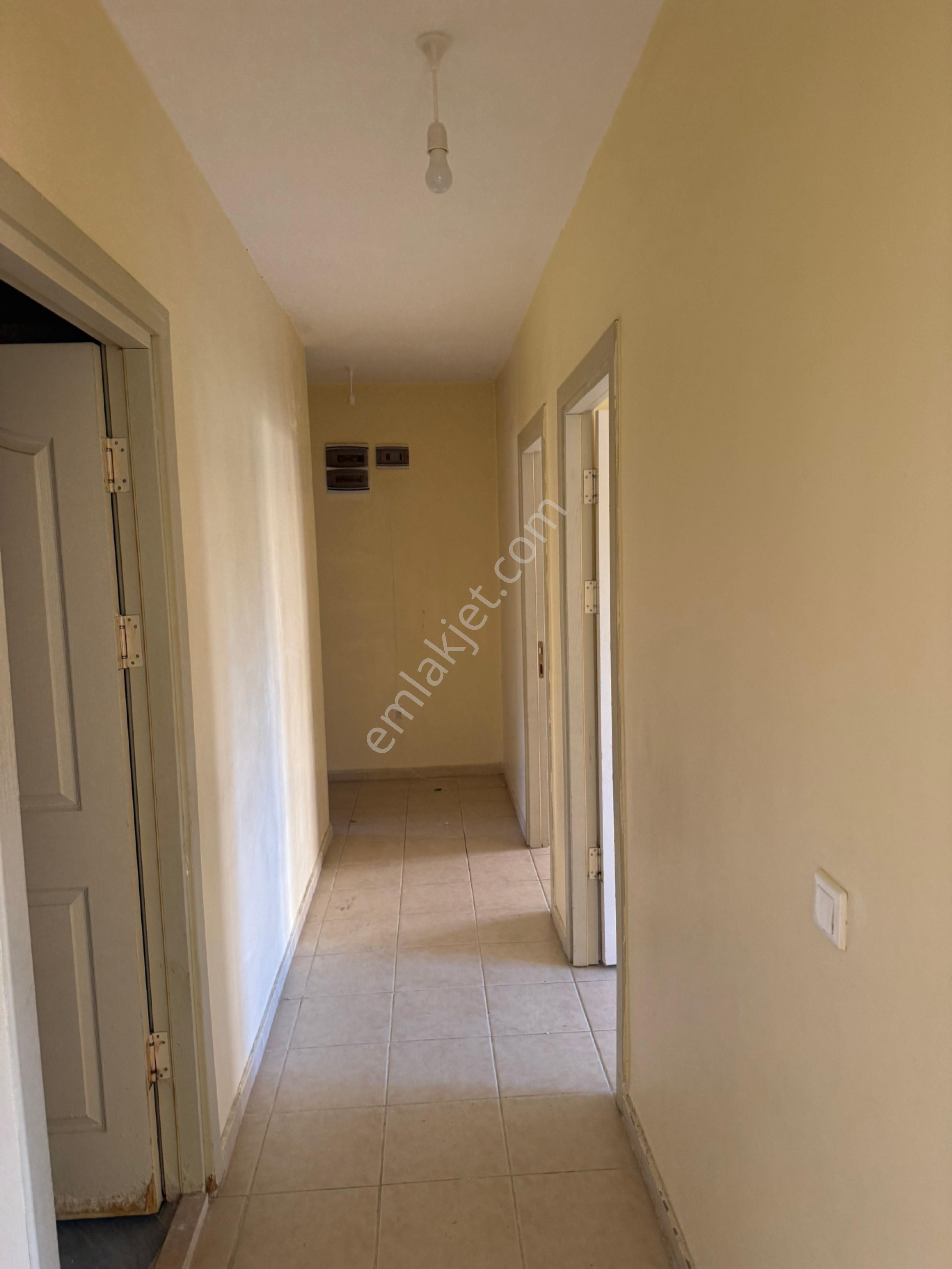 Silifke Toki Evlerinde Geniş 3+1 Kiralık Daire - Görsel 10