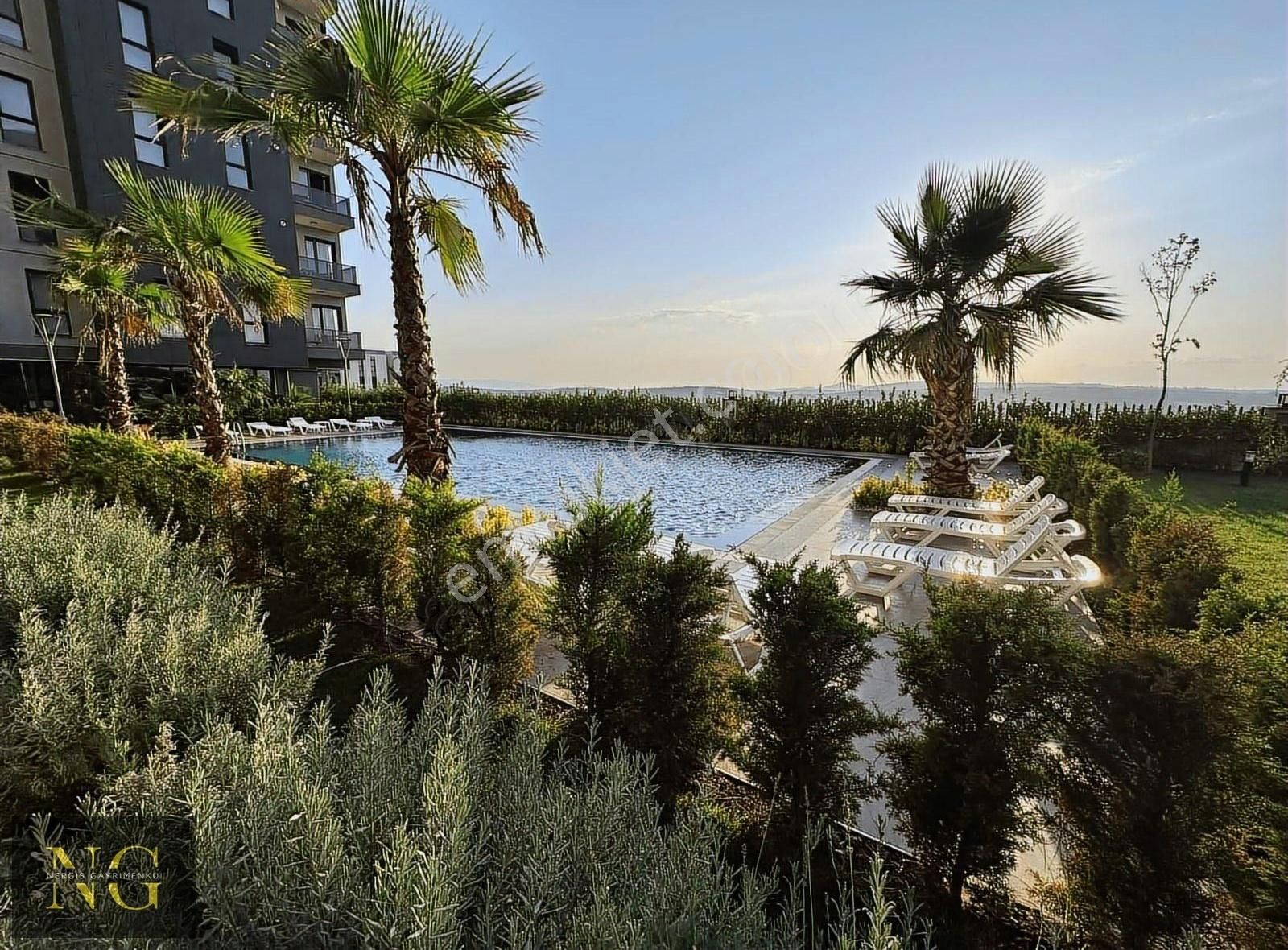 Nergisden Satılık Havuzlu Güvenlikli Site Loft Manzaralı Daire - Görsel 28