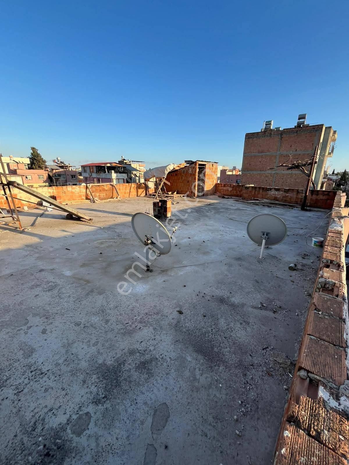 Golcuoğlu Karşısı 3 Katlı Müstakil - Görsel 24