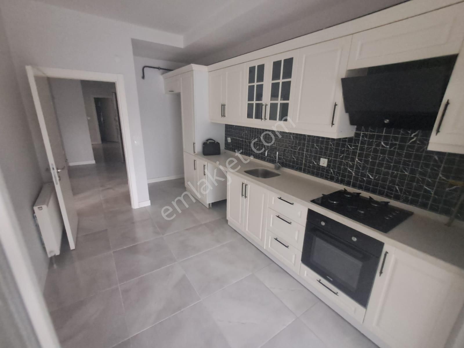 Ekşioğlu'ndan Tekirdağ Süleymanpaşa Atatürk Mah 3+1 Satılık Daire - Görsel 8