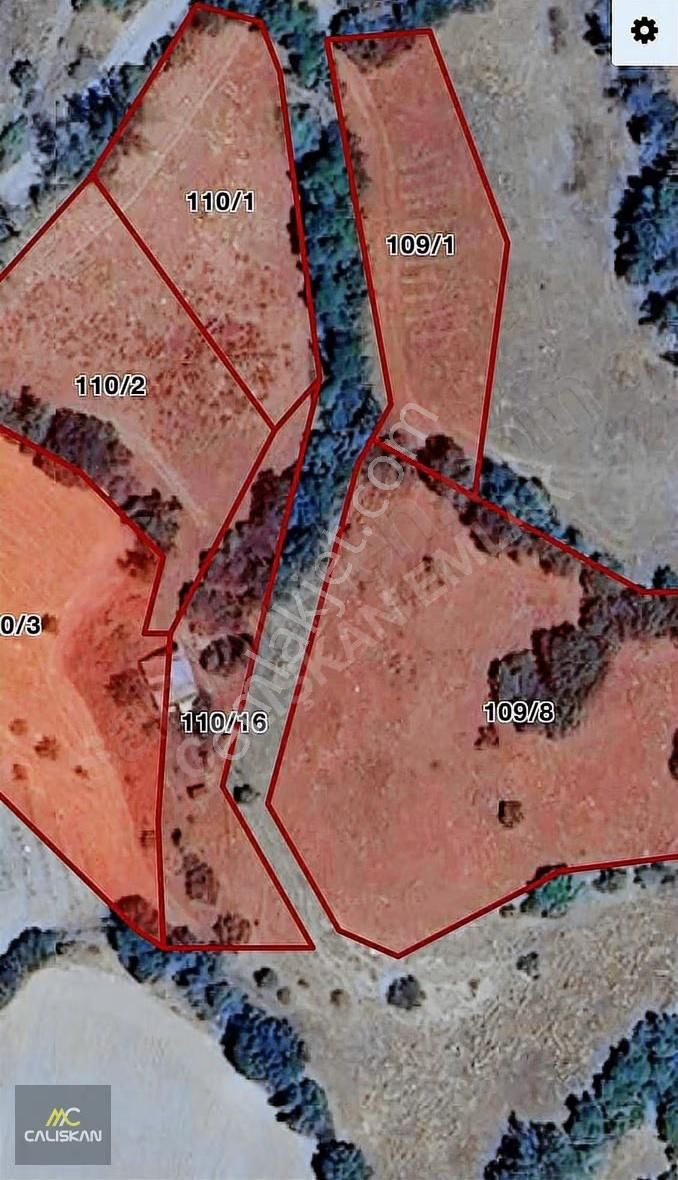 Kömeç Köyü Satılık Tek Tapu Arsa