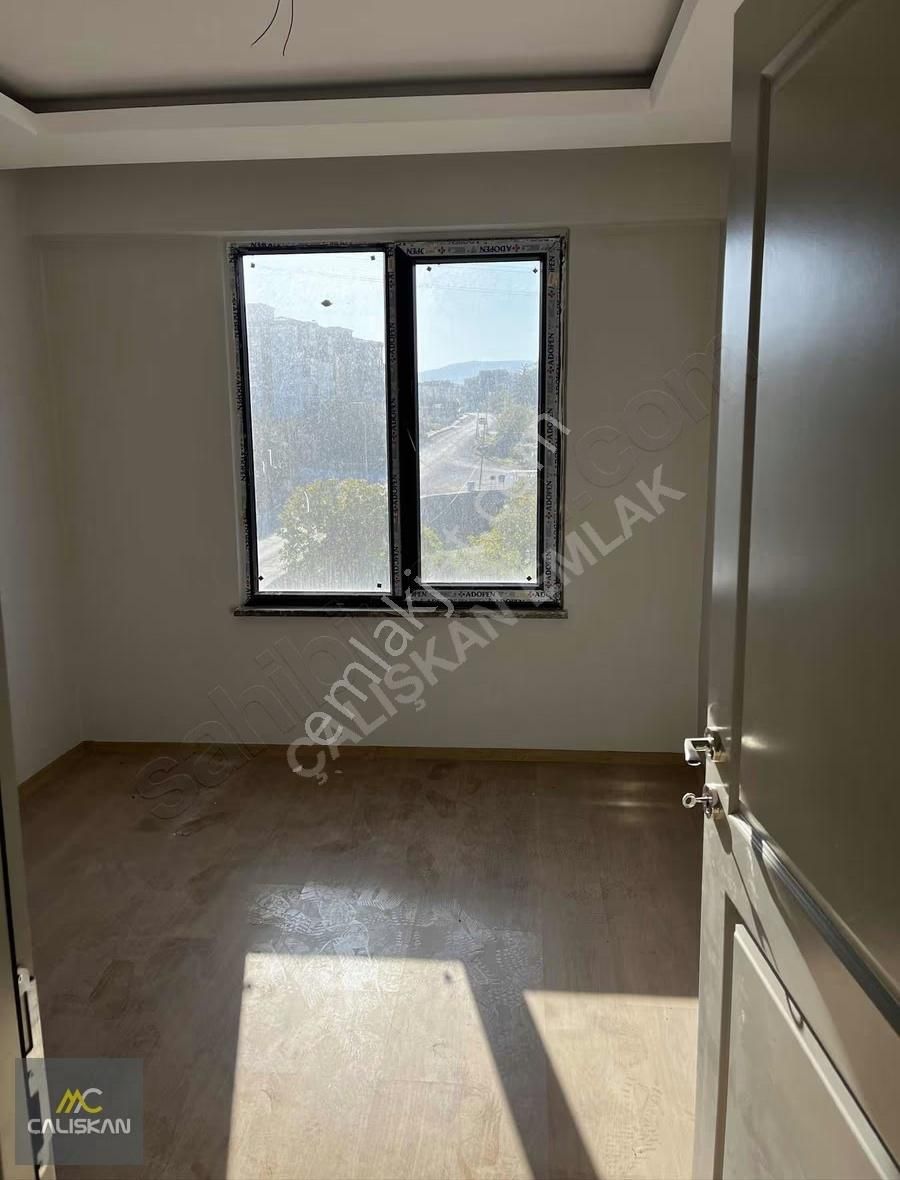 Güneşli Mahallesi Satılık Ara Kat 3.5+1 Konut - Görsel 7