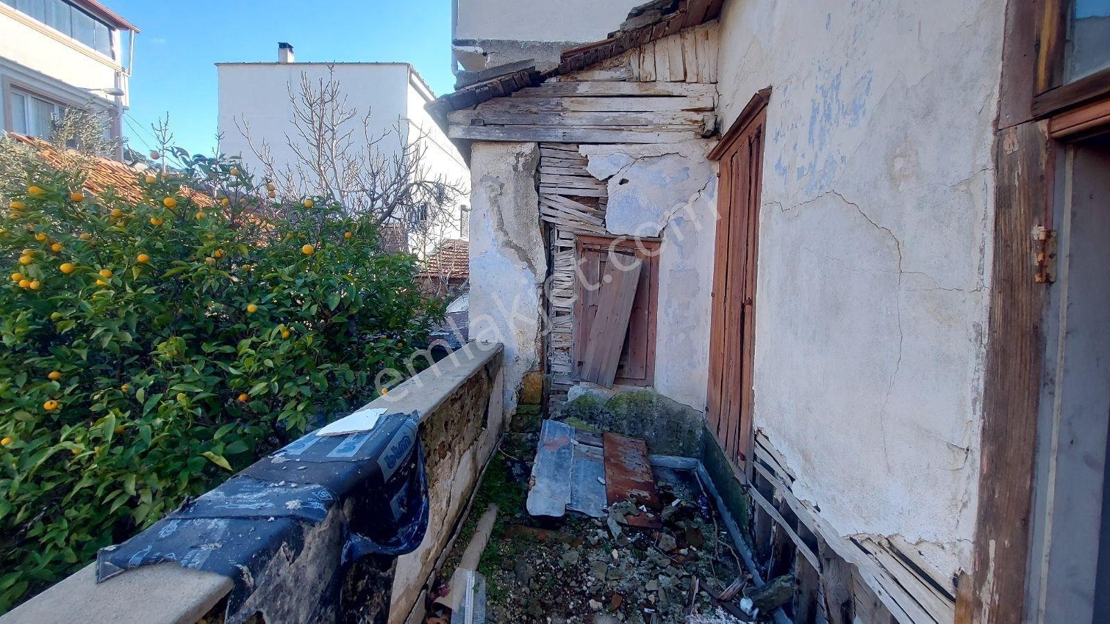 Ayvalık'ın Kalbinde, Avantajlı Konumda Yatırımlık Tarihi Rum Evi - Görsel 27