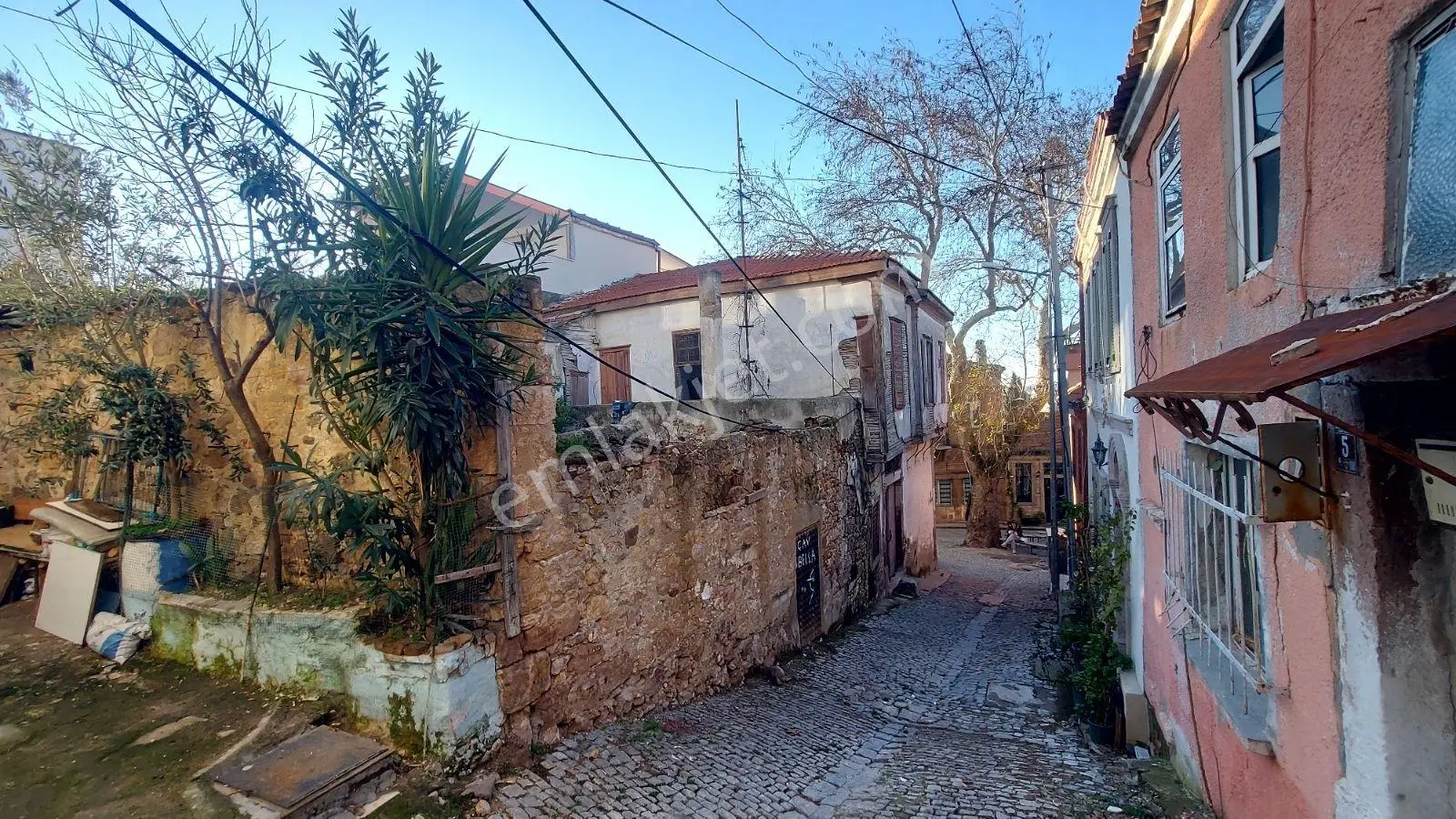Ayvalık'ın Kalbinde, Avantajlı Konumda Yatırımlık Tarihi Rum Evi - Görsel 3